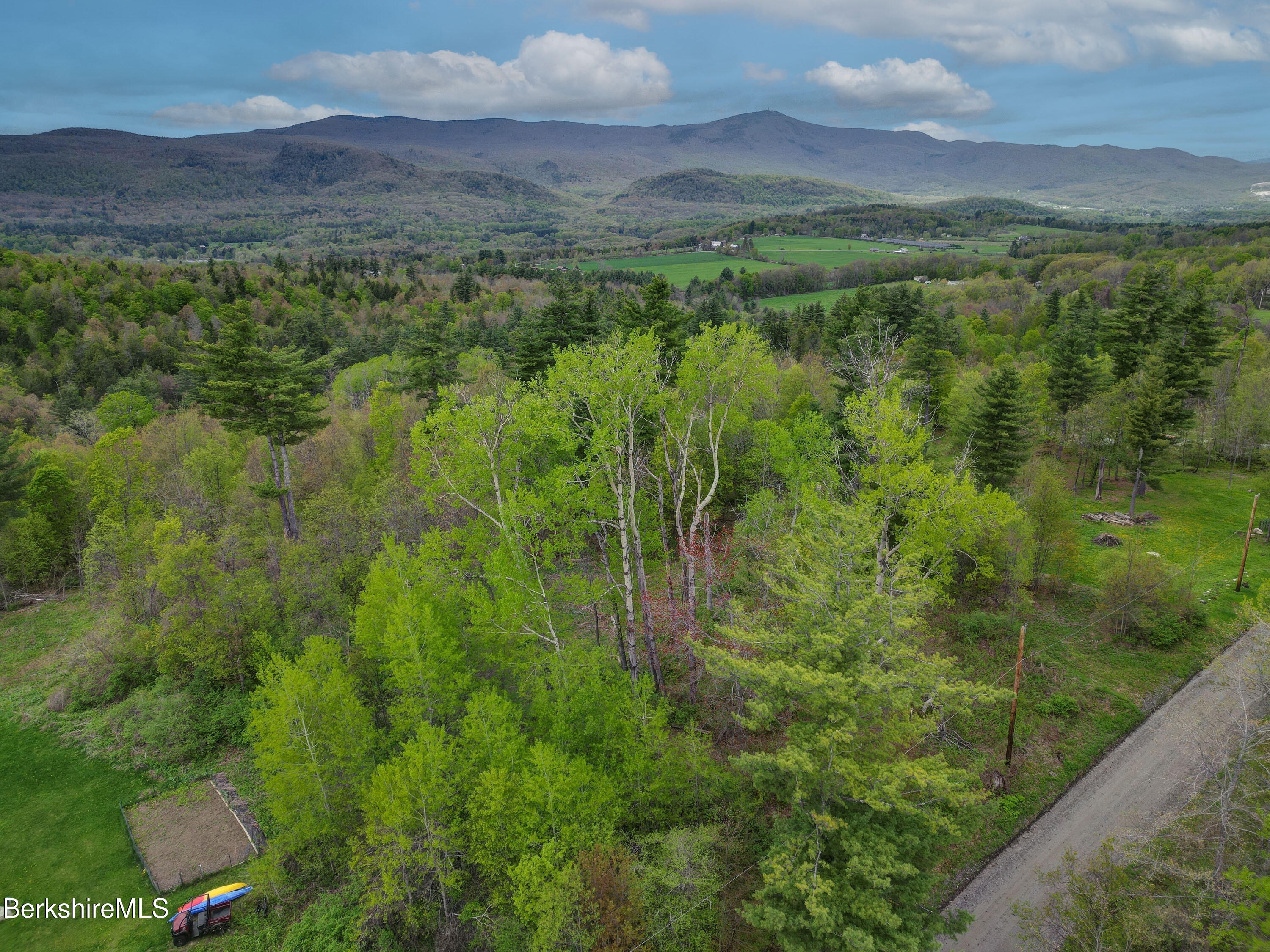 #16 Jenks Rd, Cheshire, Massachusetts image 9