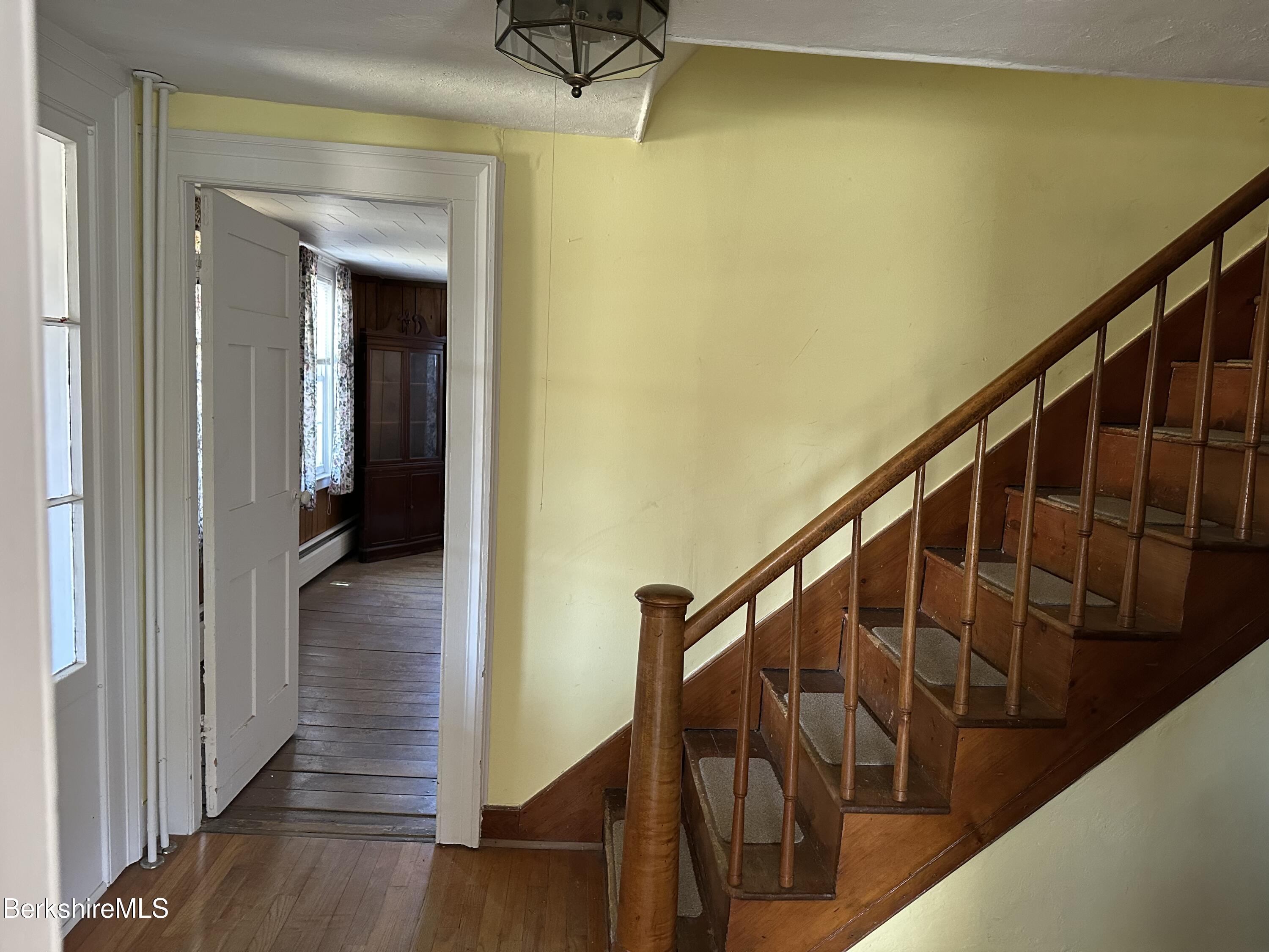 230 S Rd, Stephentown, New York image 17