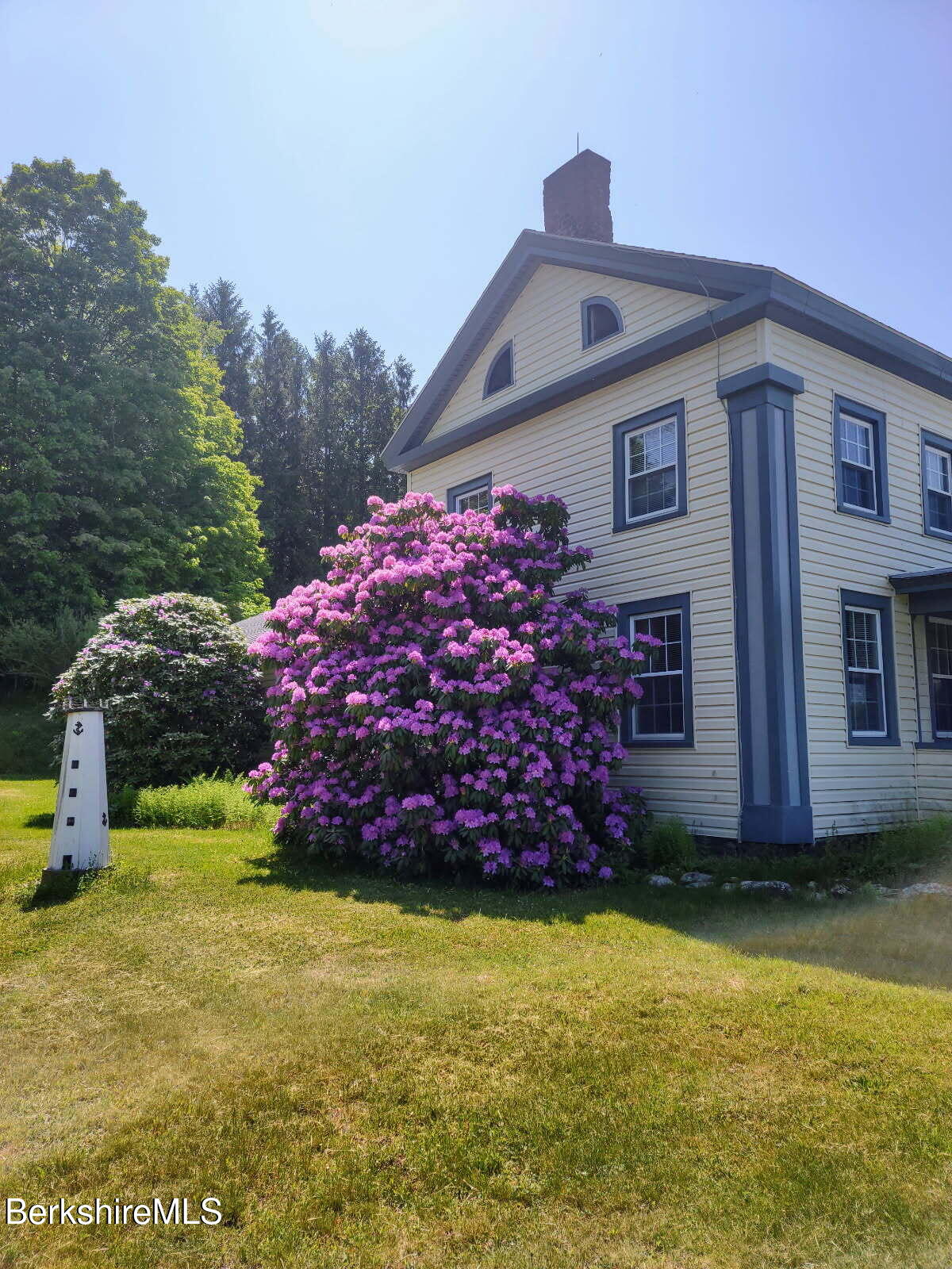 230 S Rd, Stephentown, New York image 3
