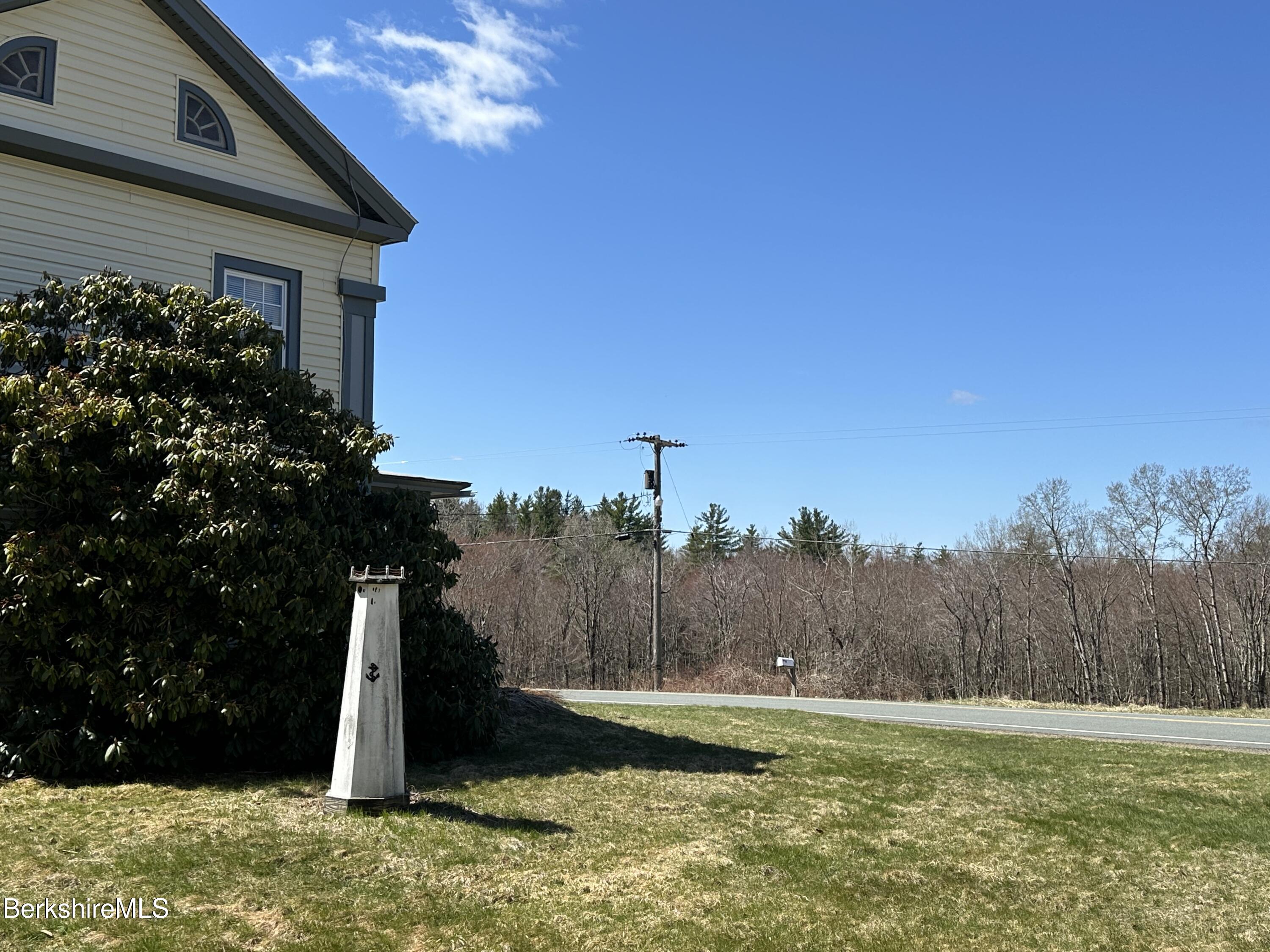 230 S Rd, Stephentown, New York image 8