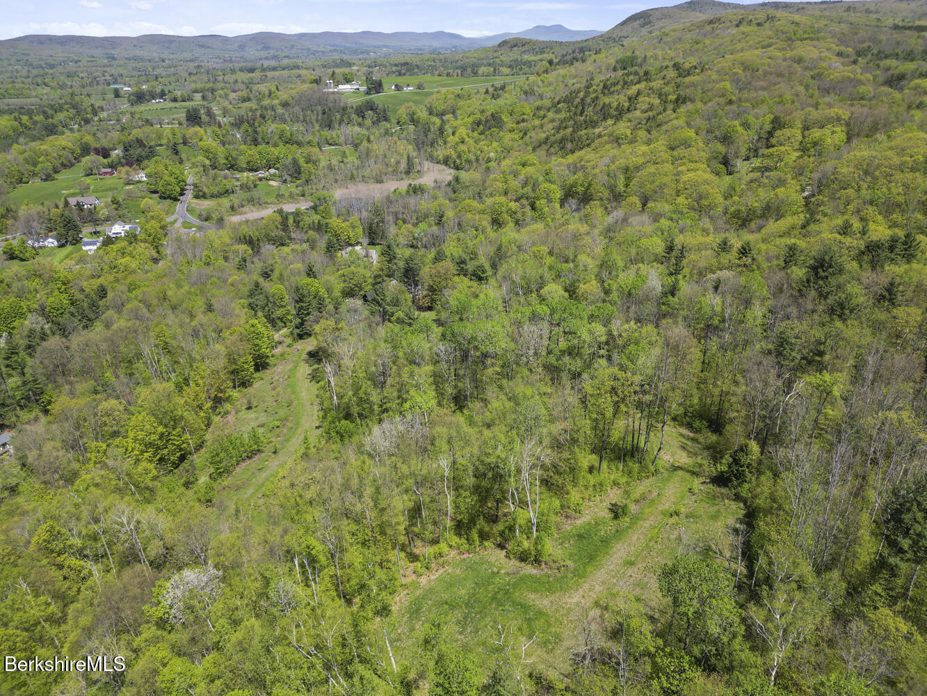 Lenox Rd, Richmond, Massachusetts image 13
