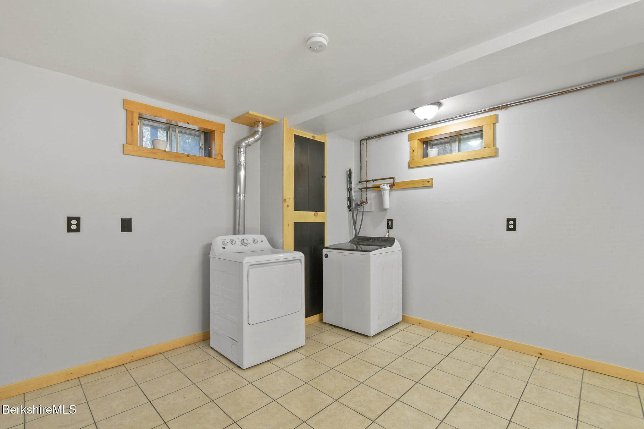 179 Hopkins Ln, Becket, Massachusetts image 36