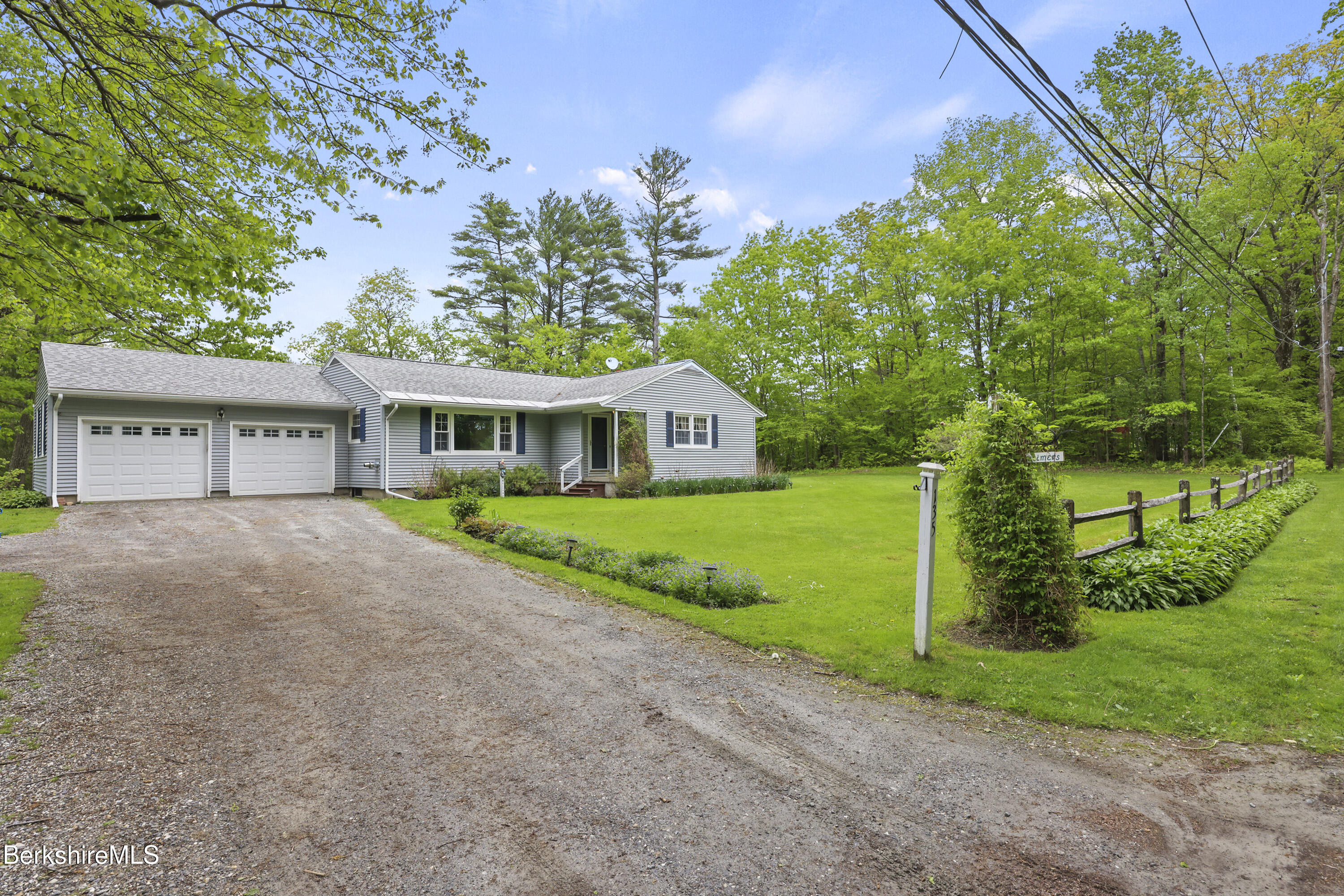 135 Church Ln, Richmond, Massachusetts image 3