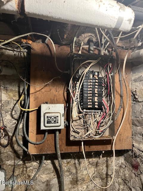17 Swamp Rd, West Stockbridge, Massachusetts image 19