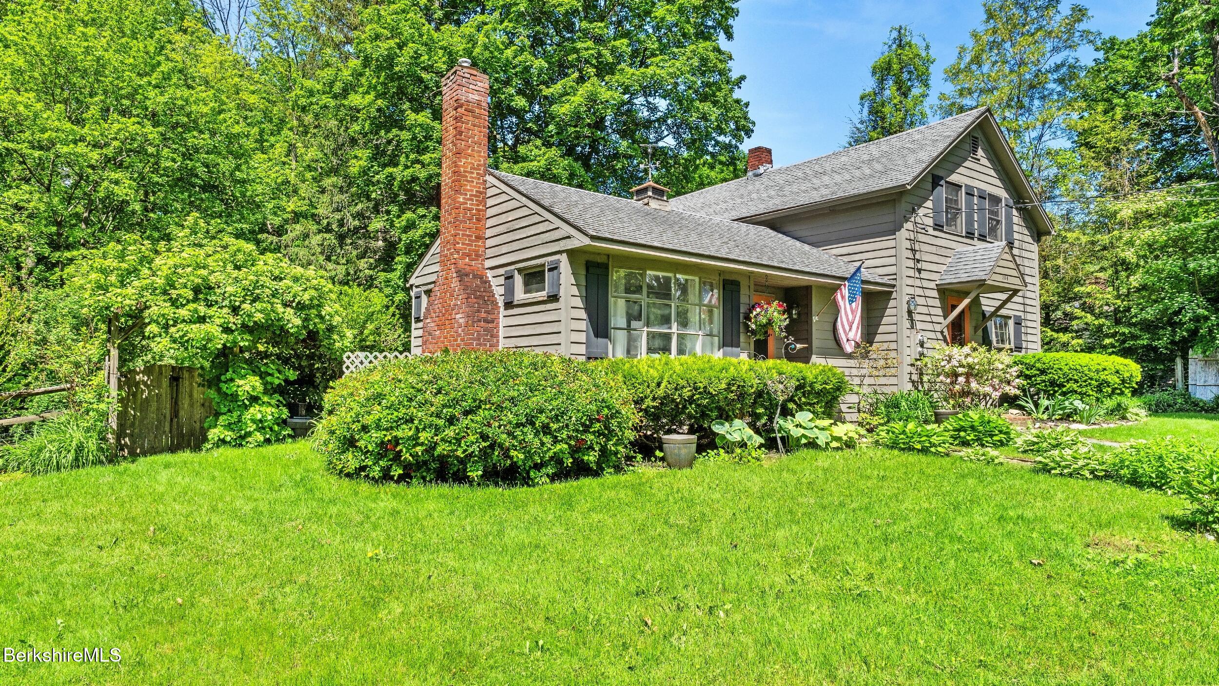 204 Cottage St, Great Barrington, Massachusetts image 26