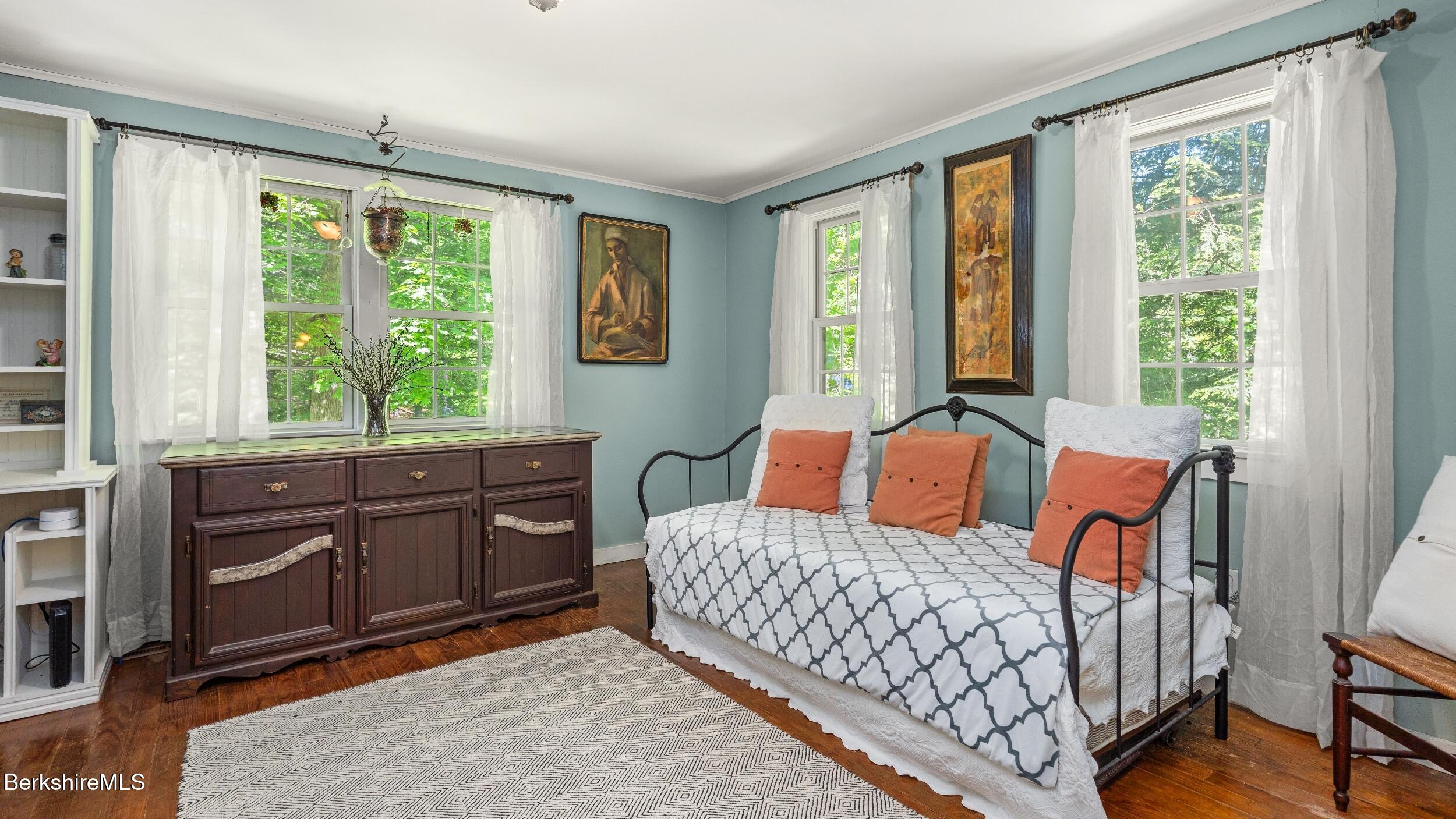 204 Cottage St, Great Barrington, Massachusetts image 13