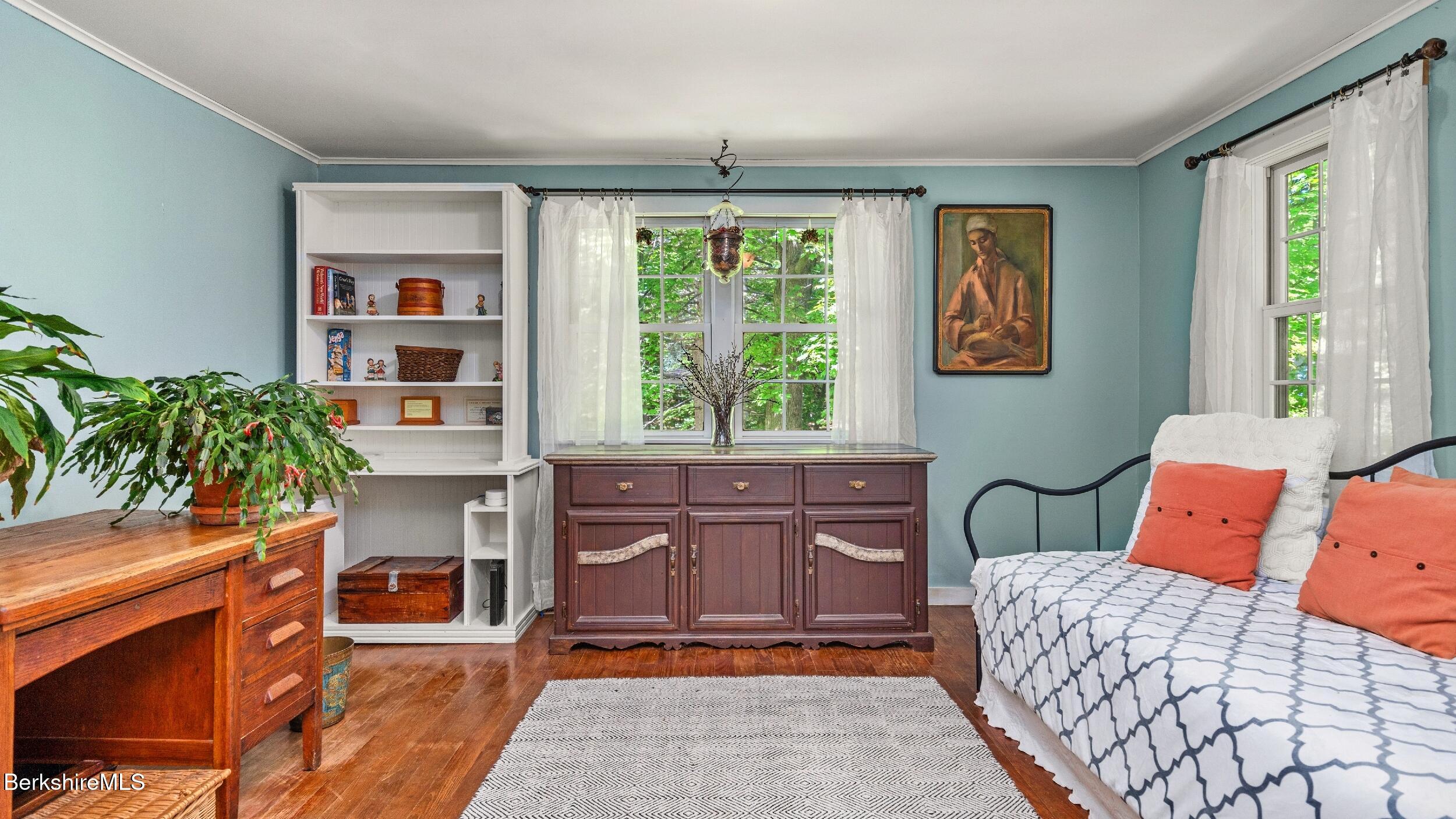 204 Cottage St, Great Barrington, Massachusetts image 12