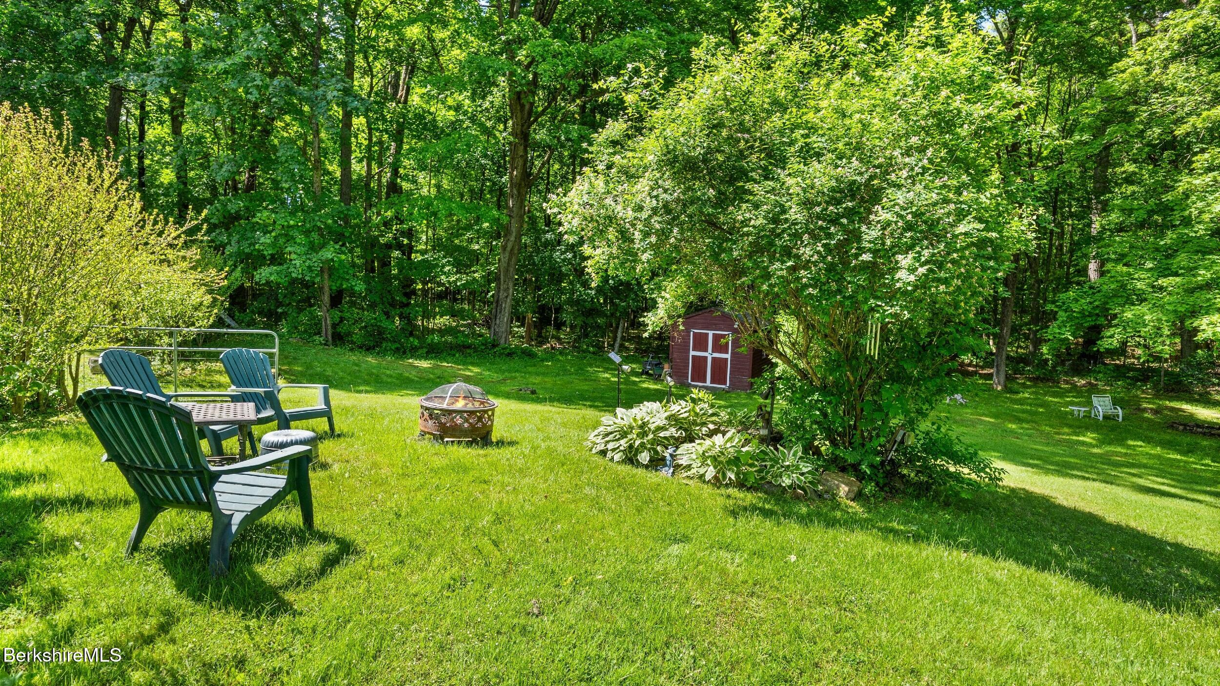 204 Cottage St, Great Barrington, Massachusetts image 24