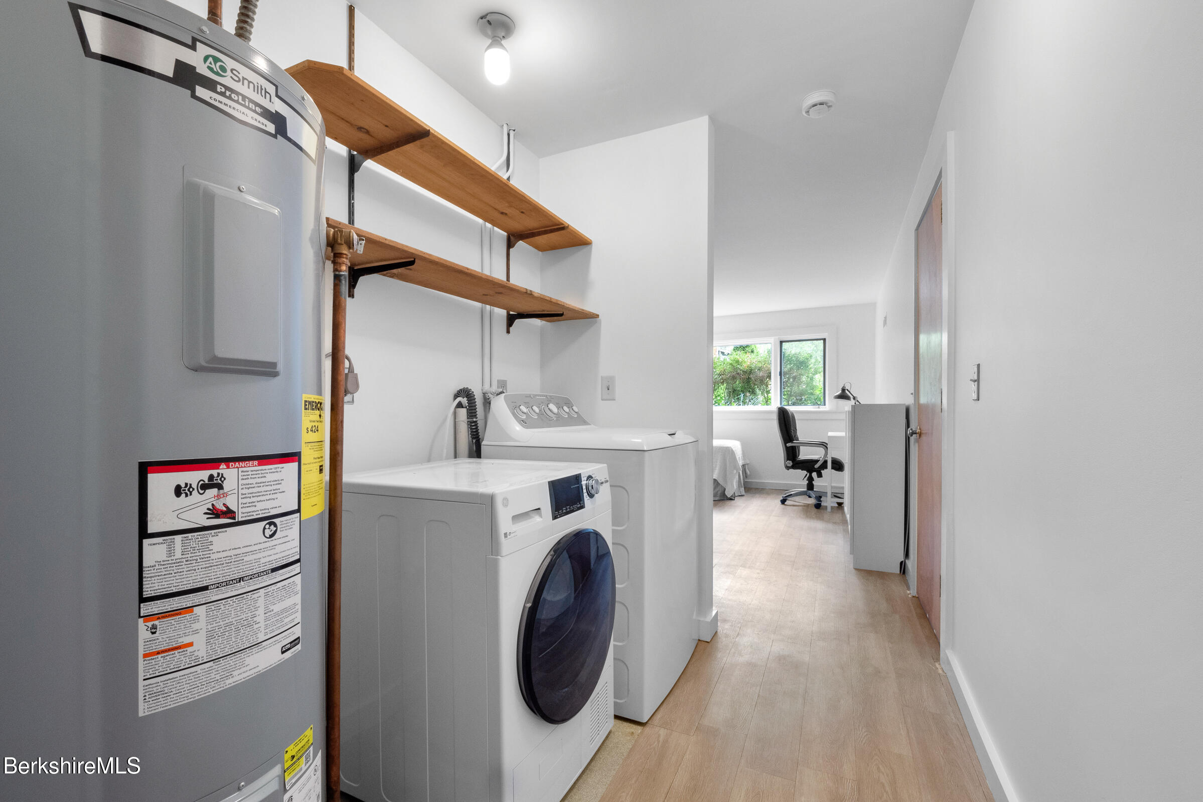 16 Forest Row, Great Barrington, Massachusetts image 28
