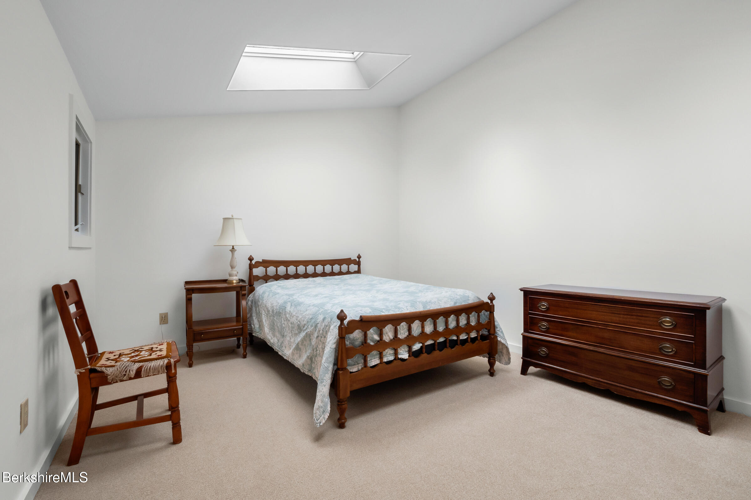 16 Forest Row, Great Barrington, Massachusetts image 20