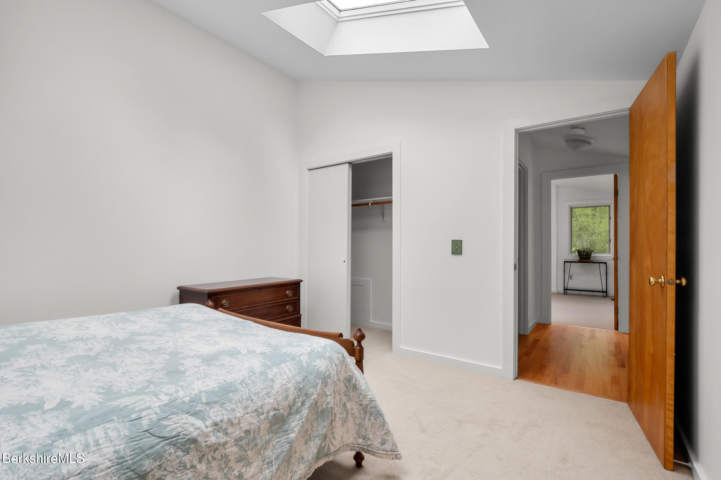 16 Forest Row, Great Barrington, Massachusetts image 21