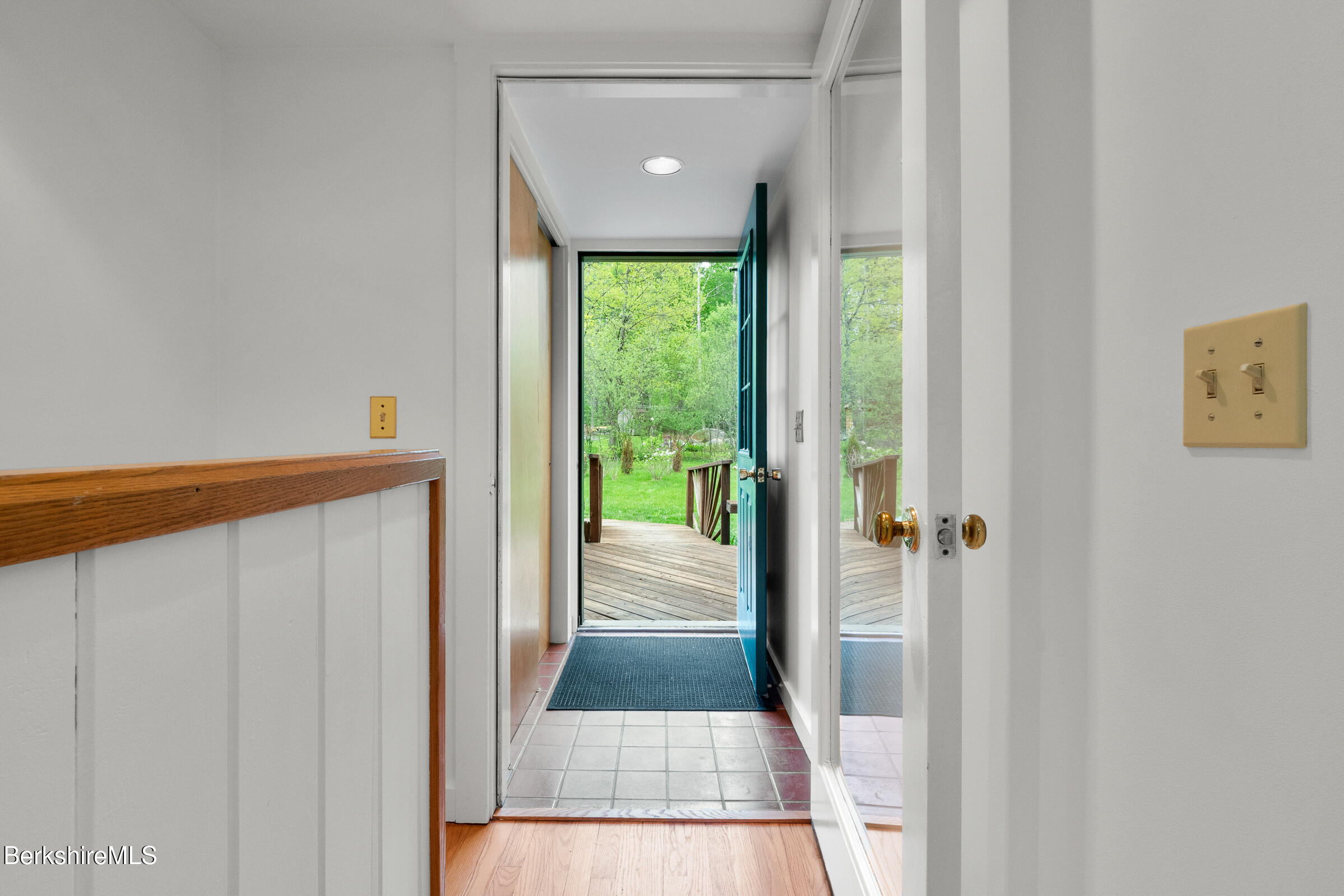 16 Forest Row, Great Barrington, Massachusetts image 4