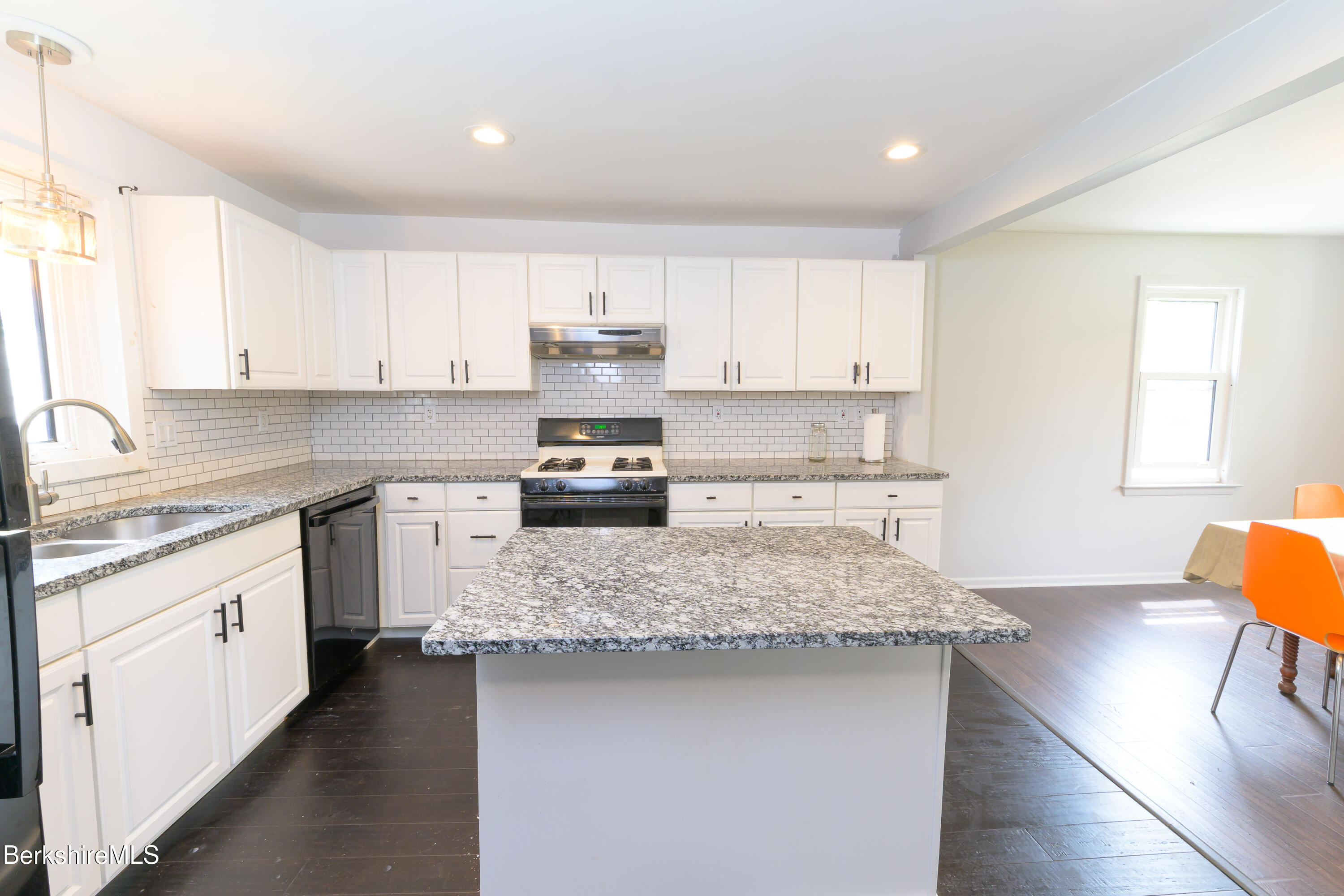 800 Simonds Rd, Williamstown, Massachusetts image 22