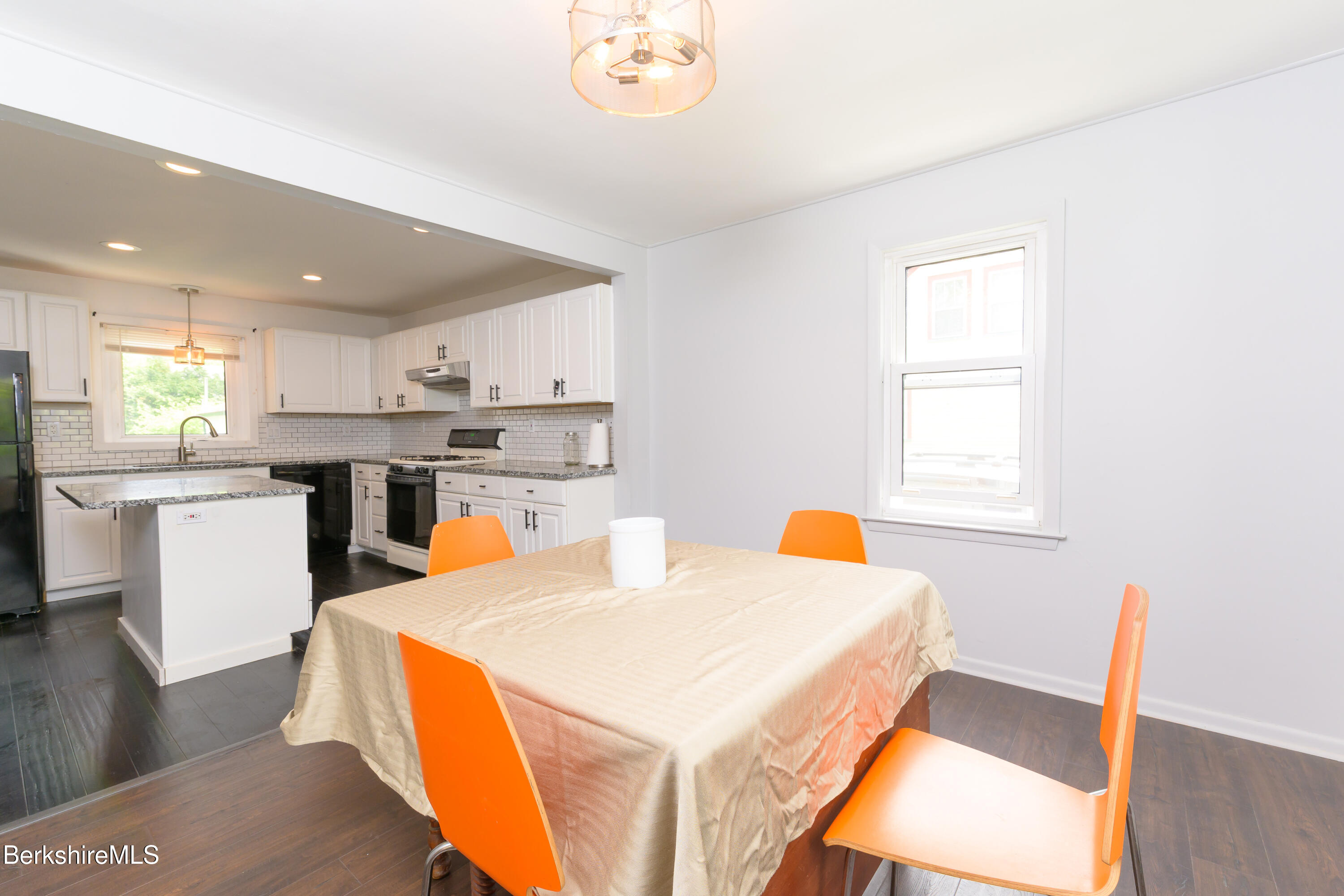 800 Simonds Rd, Williamstown, Massachusetts image 18