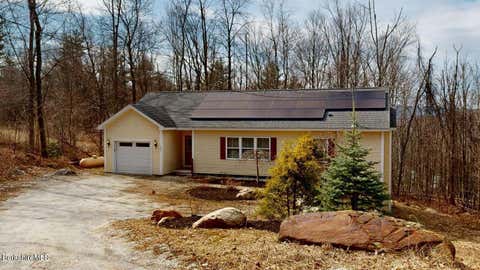 Townhouse For Sale - 367 Notch Rd<br/> North Adams, MA 01247