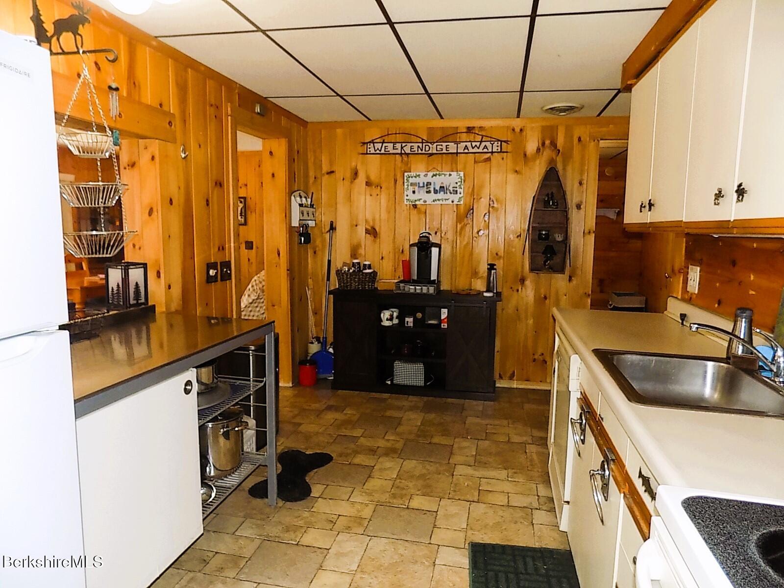 14 North Ridge St, Otis, Massachusetts image 4