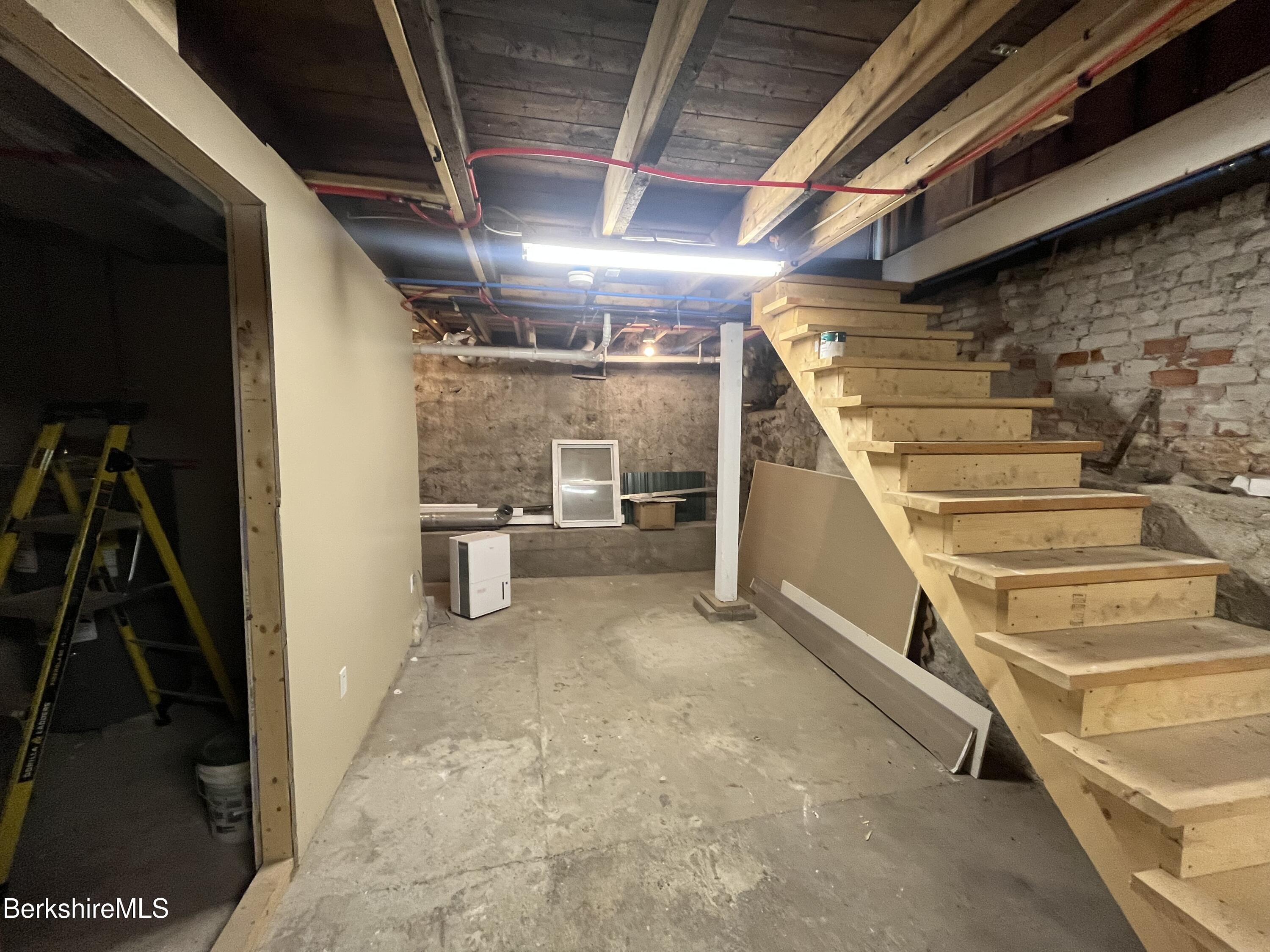 480 Main St, North Adams, Massachusetts image 18