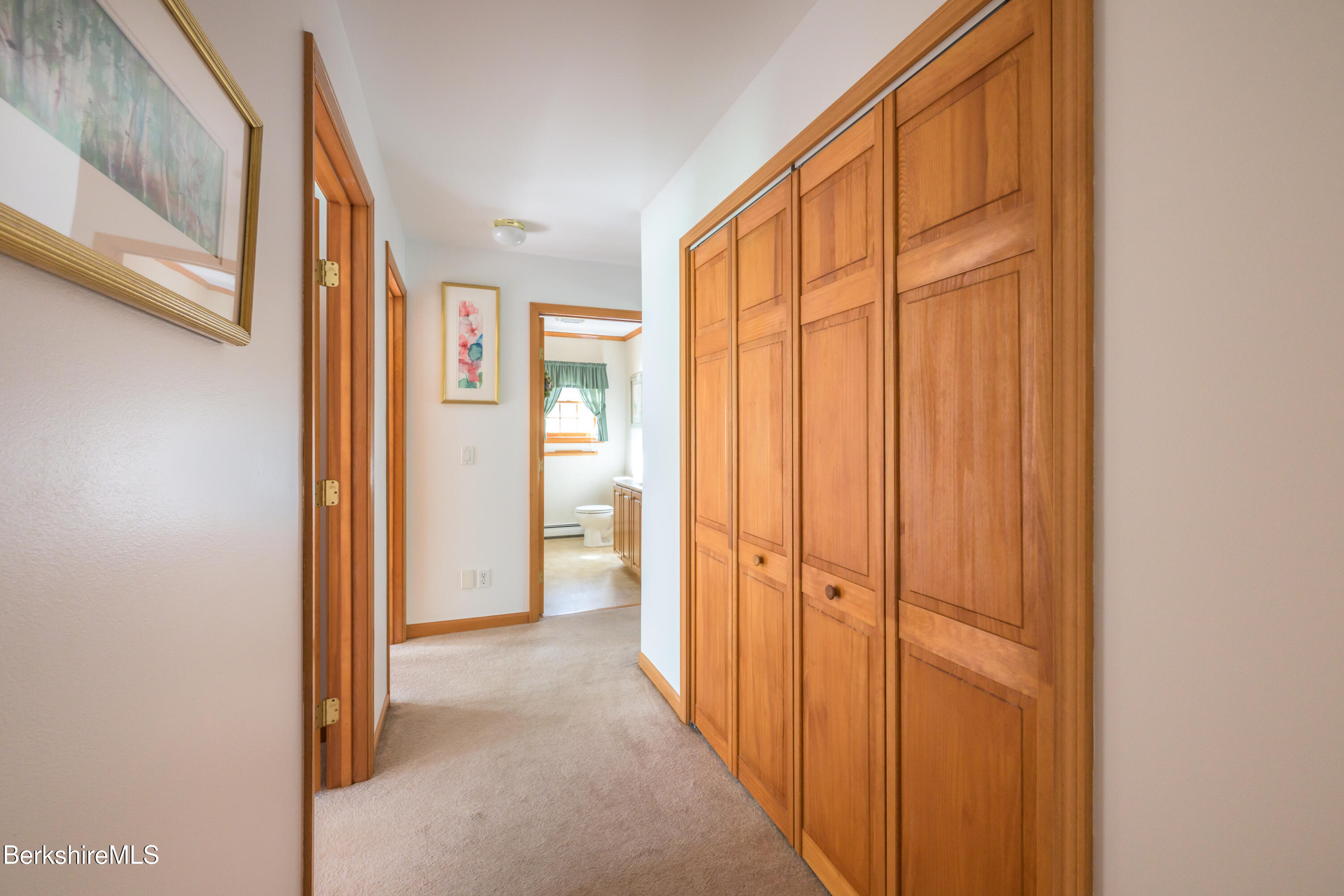 90 Mandalay Rd, Lee, Massachusetts image 21