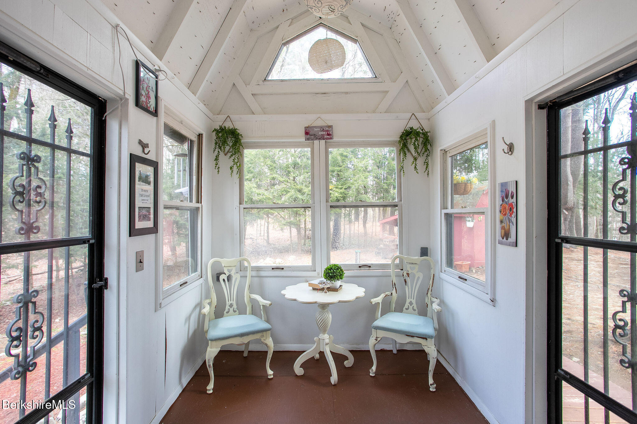 132 Dawn Dr, Becket, Massachusetts image 5