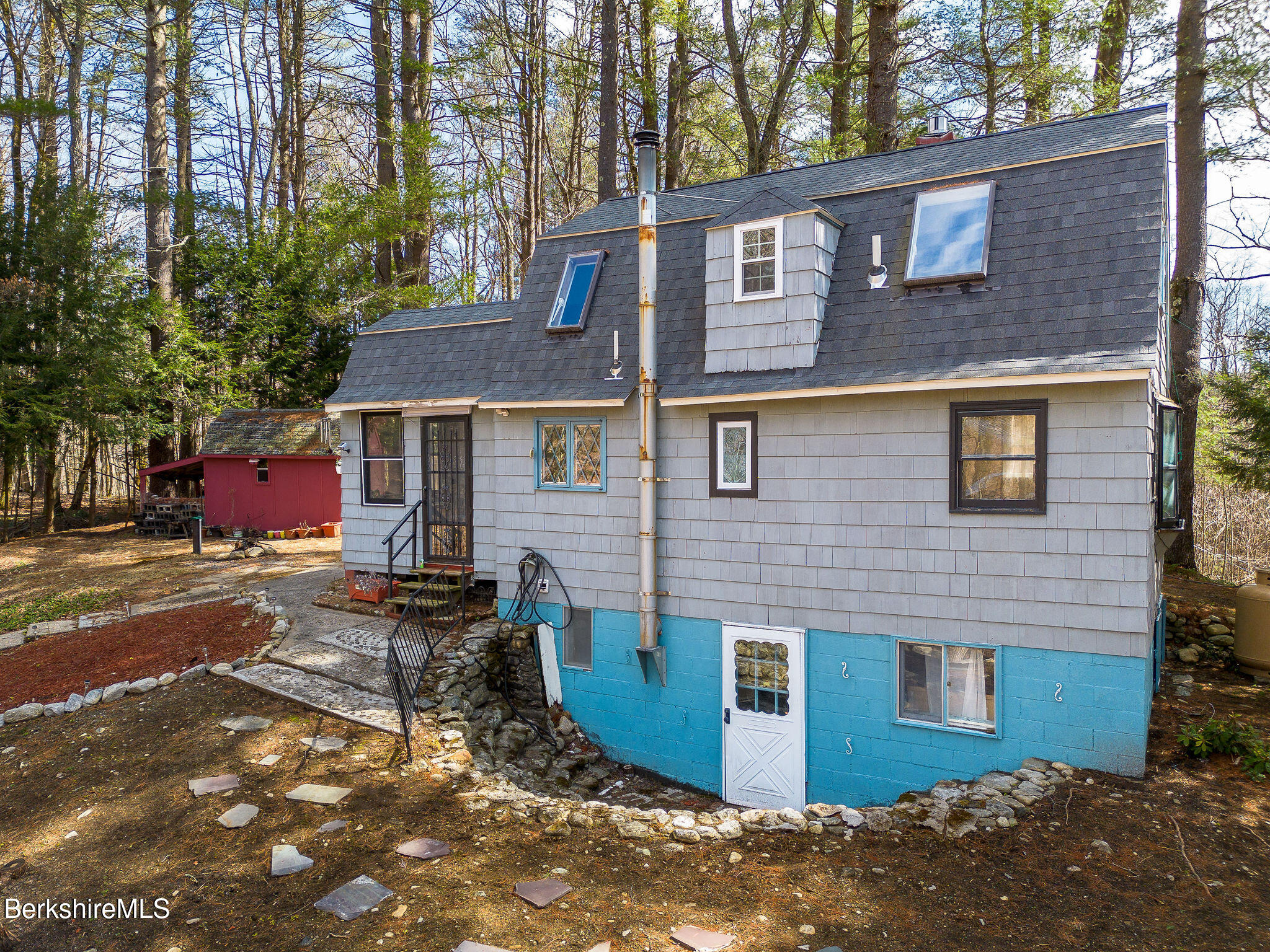 132 Dawn Dr, Becket, Massachusetts image 34