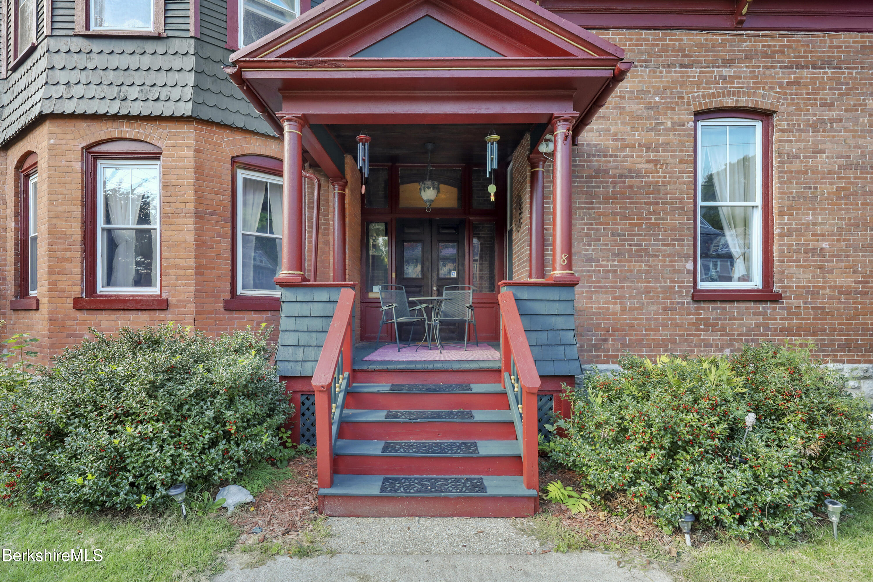 8 East St, Adams, Massachusetts image 3