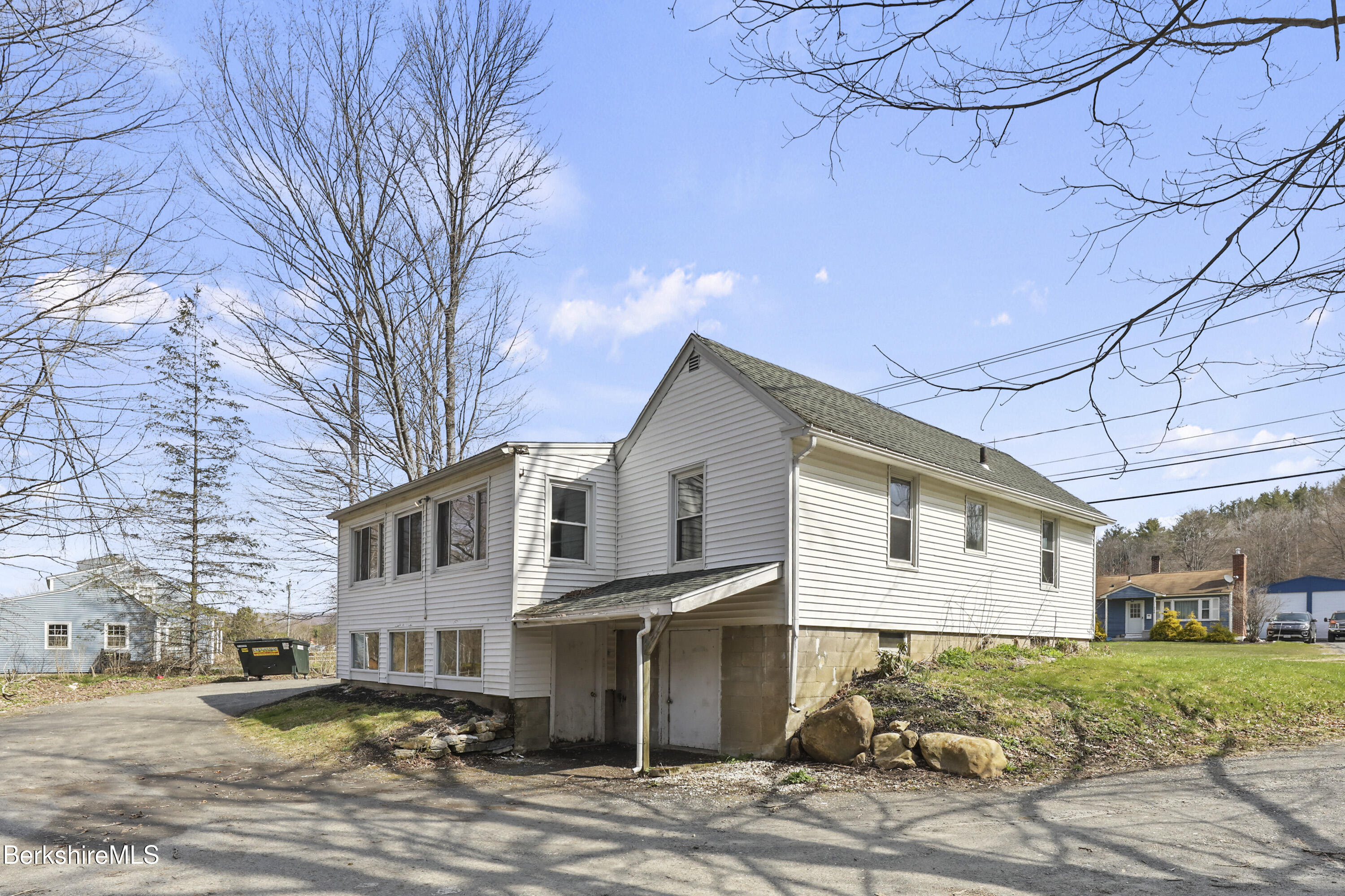 359 Hinsdale Rd, Dalton, Massachusetts image 29