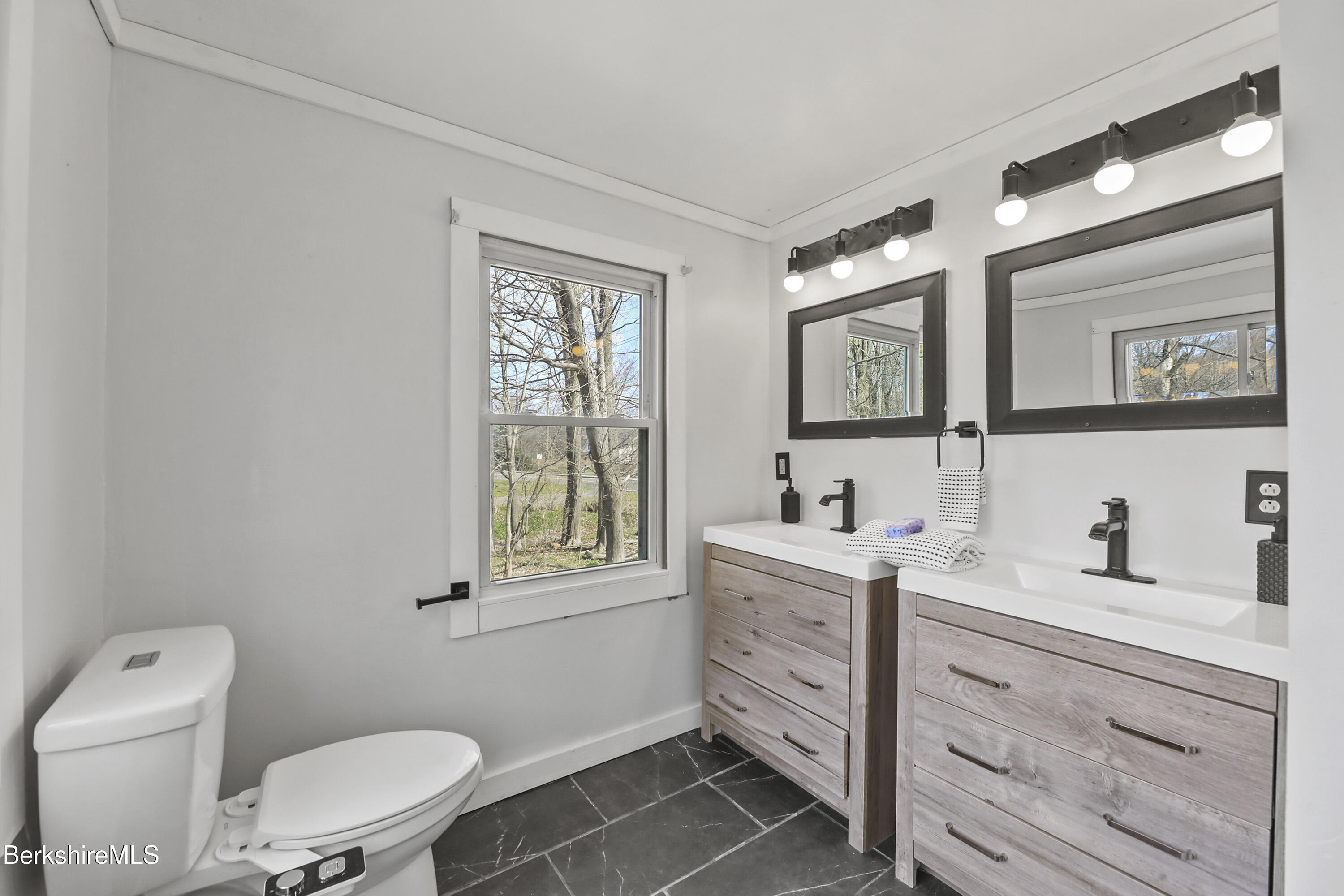 359 Hinsdale Rd, Dalton, Massachusetts image 21