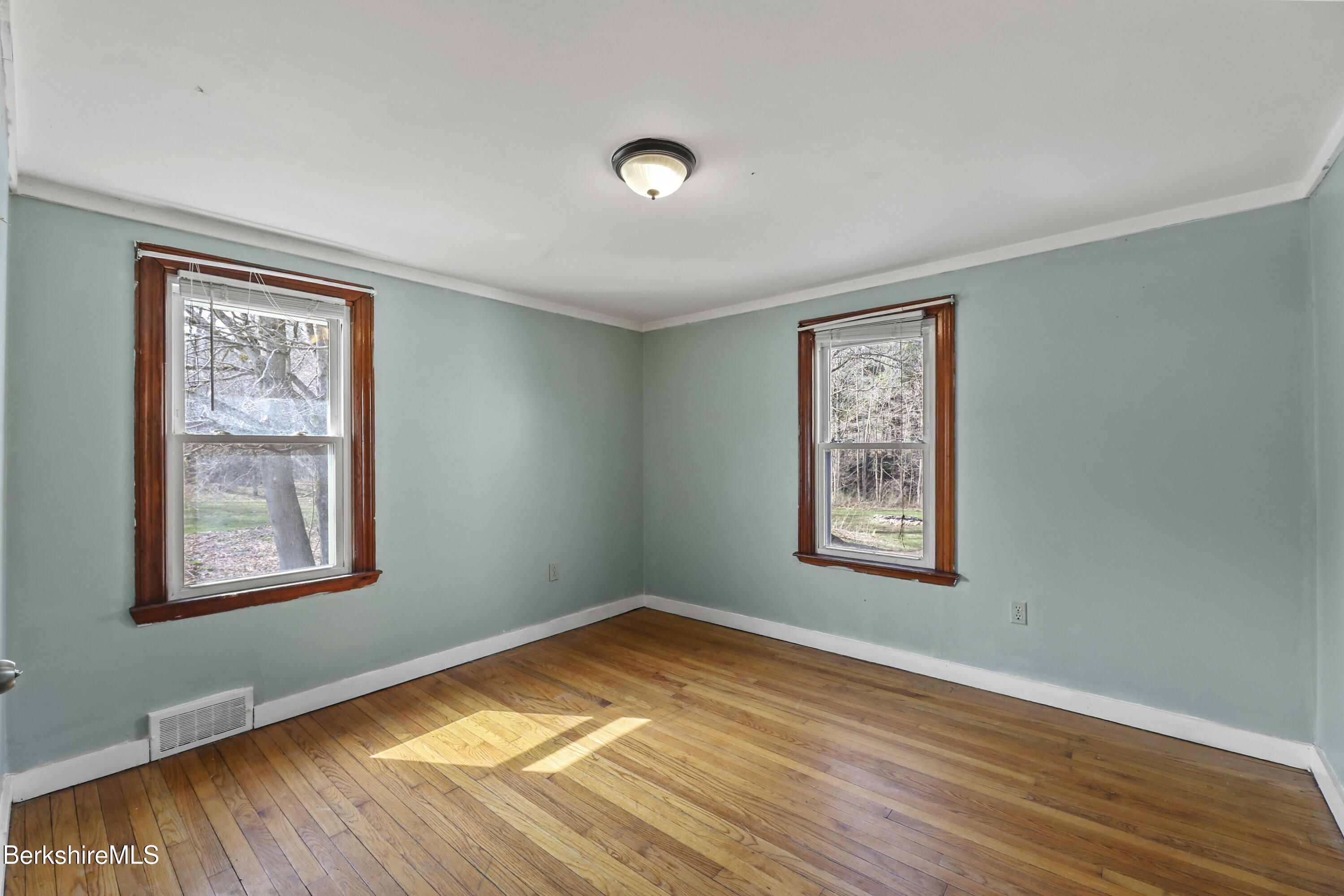 359 Hinsdale Rd, Dalton, Massachusetts image 26
