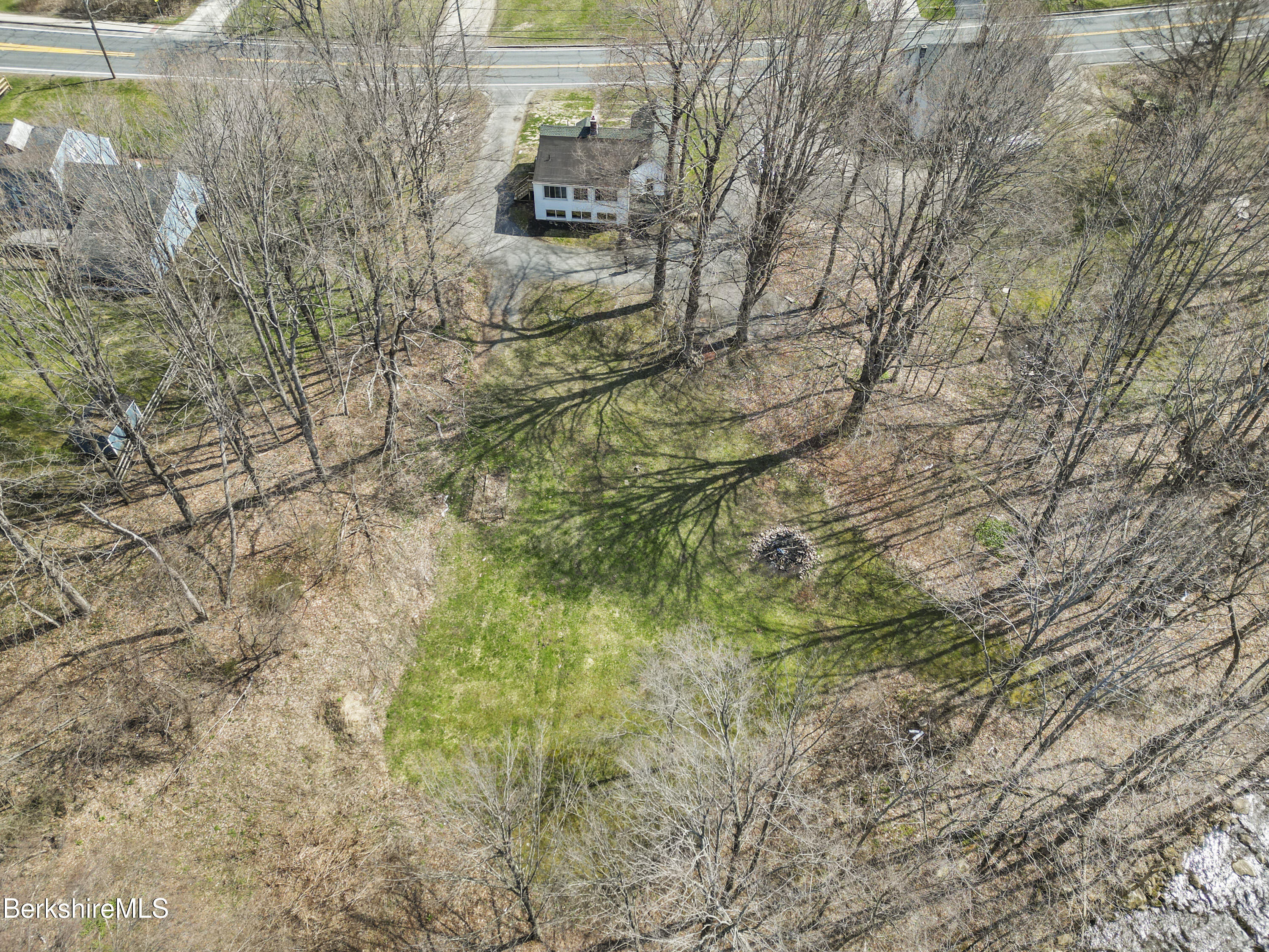 359 Hinsdale Rd, Dalton, Massachusetts image 38