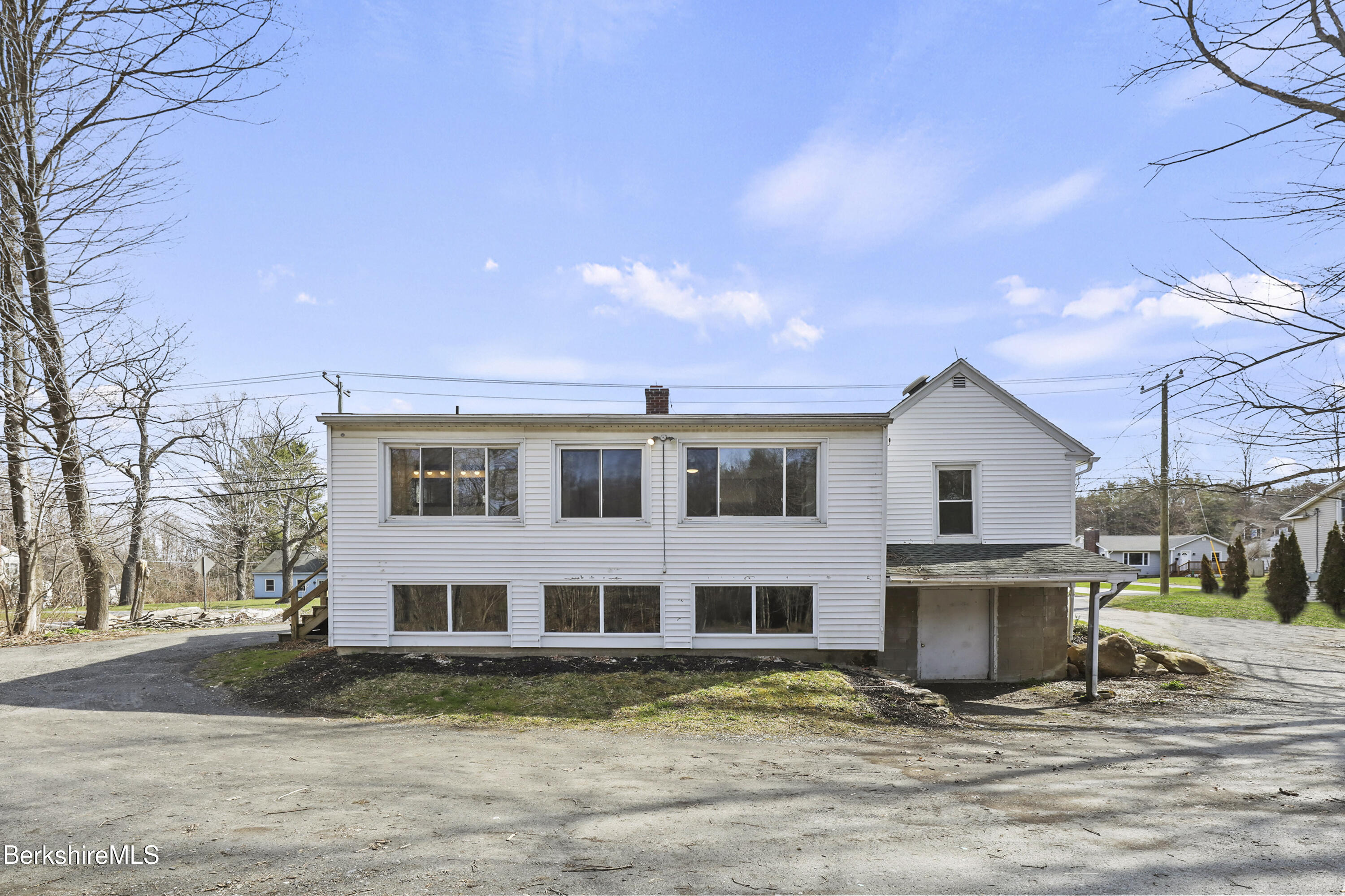 359 Hinsdale Rd, Dalton, Massachusetts image 30