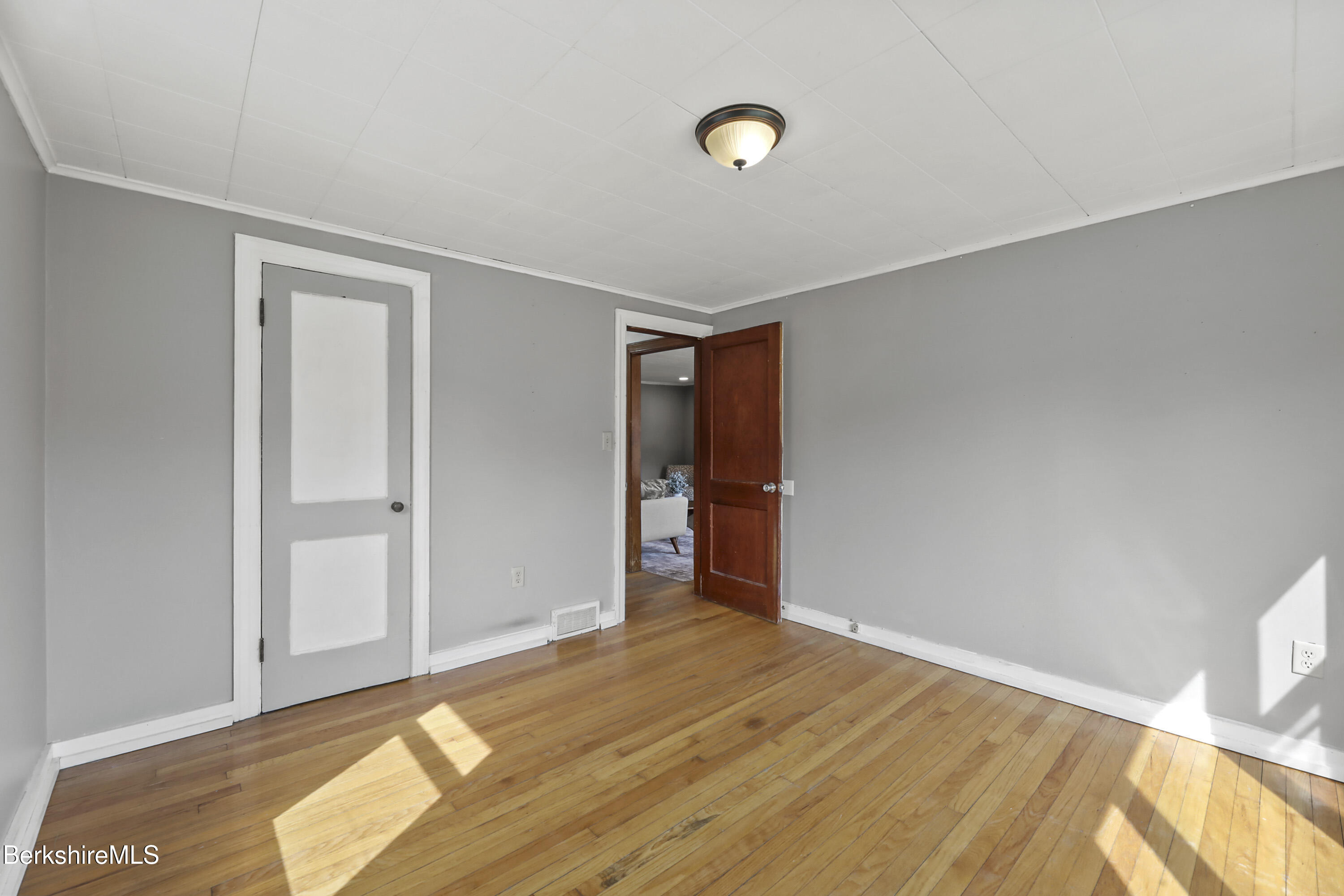 359 Hinsdale Rd, Dalton, Massachusetts image 27