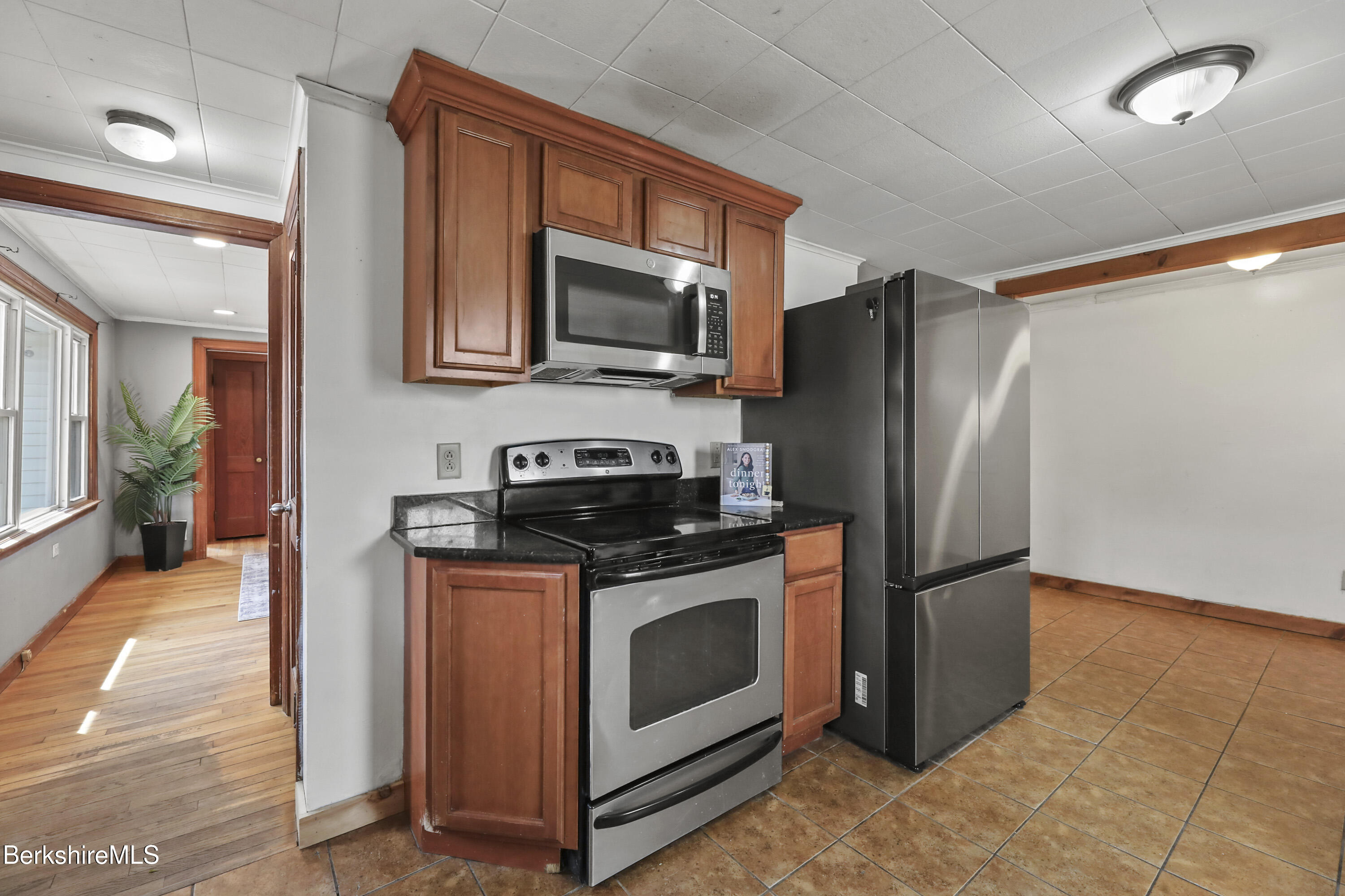 359 Hinsdale Rd, Dalton, Massachusetts image 12