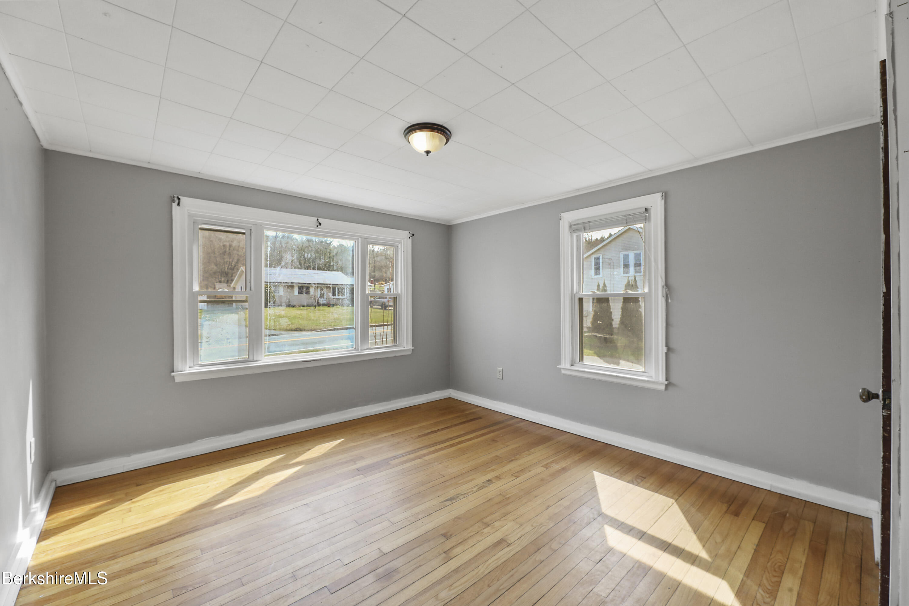 359 Hinsdale Rd, Dalton, Massachusetts image 28