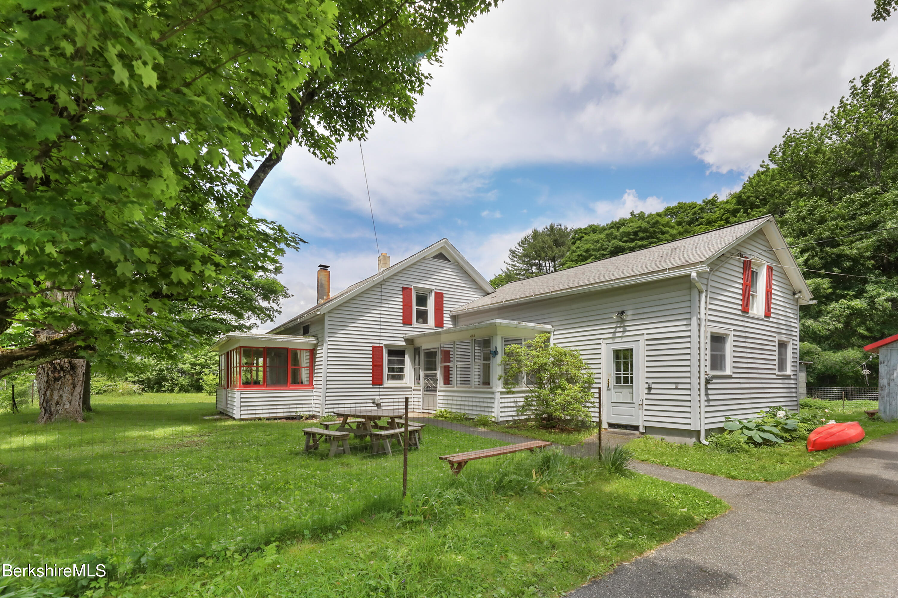 414 N Plain Rd, Great Barrington, Massachusetts image 32