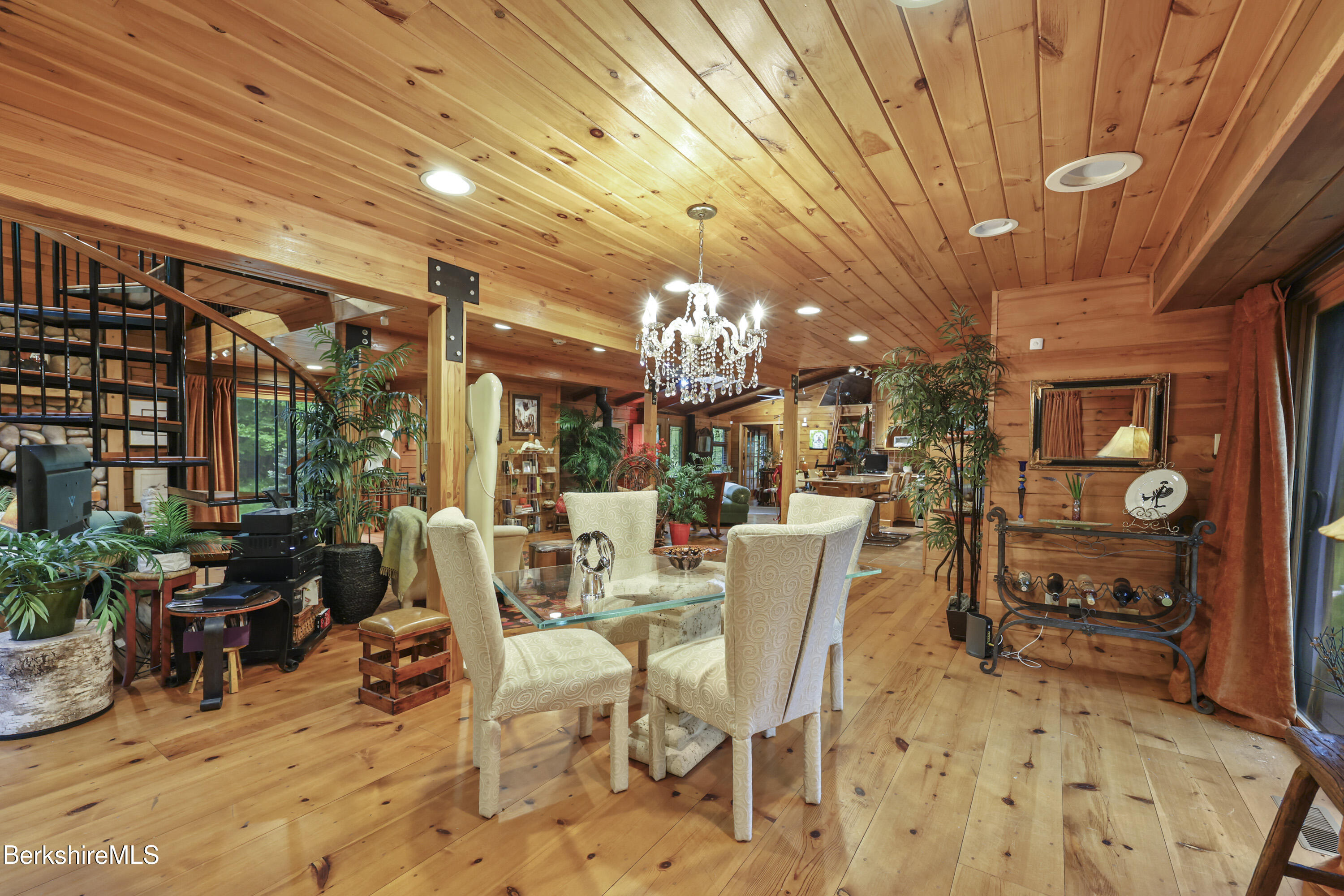 236 Surriner Rd, Becket, Massachusetts image 19
