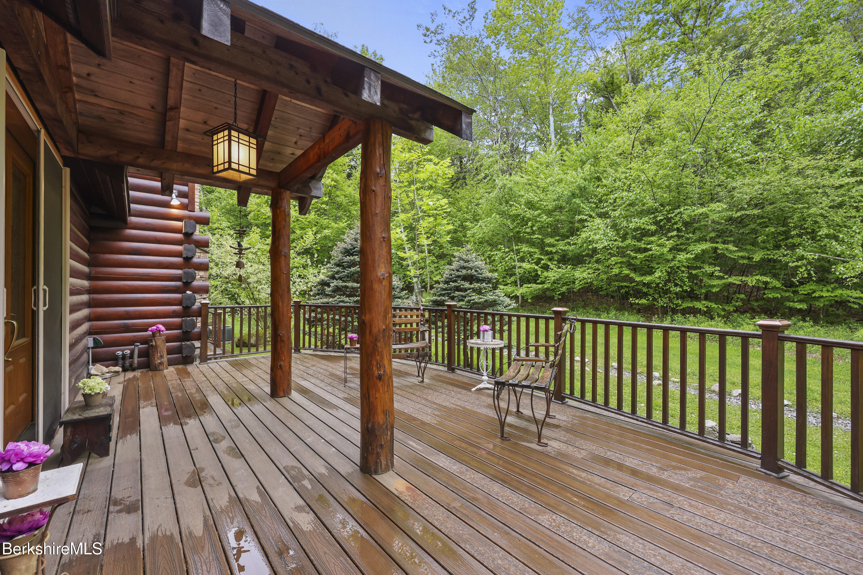 236 Surriner Rd, Becket, Massachusetts image 8