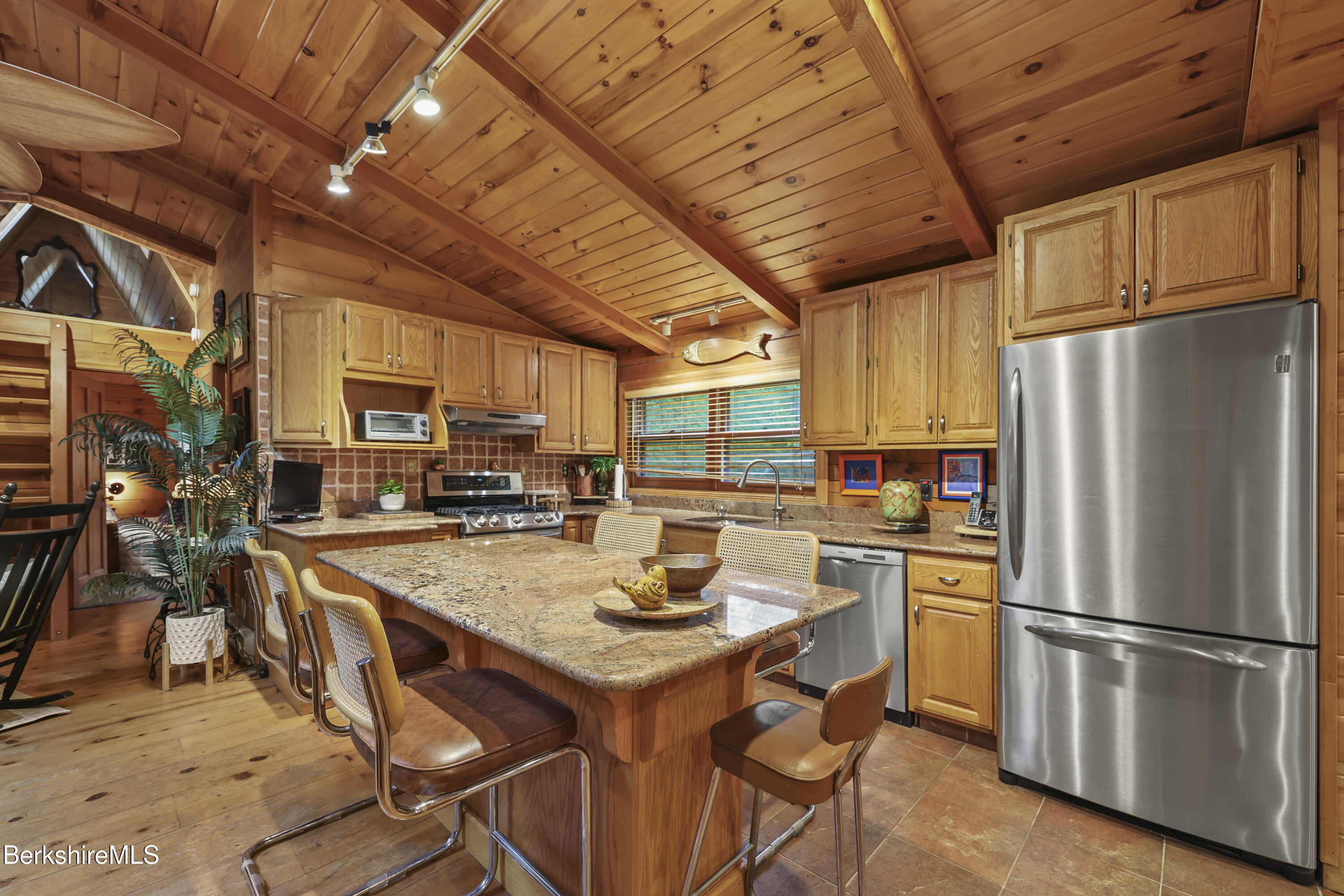 236 Surriner Rd, Becket, Massachusetts image 16