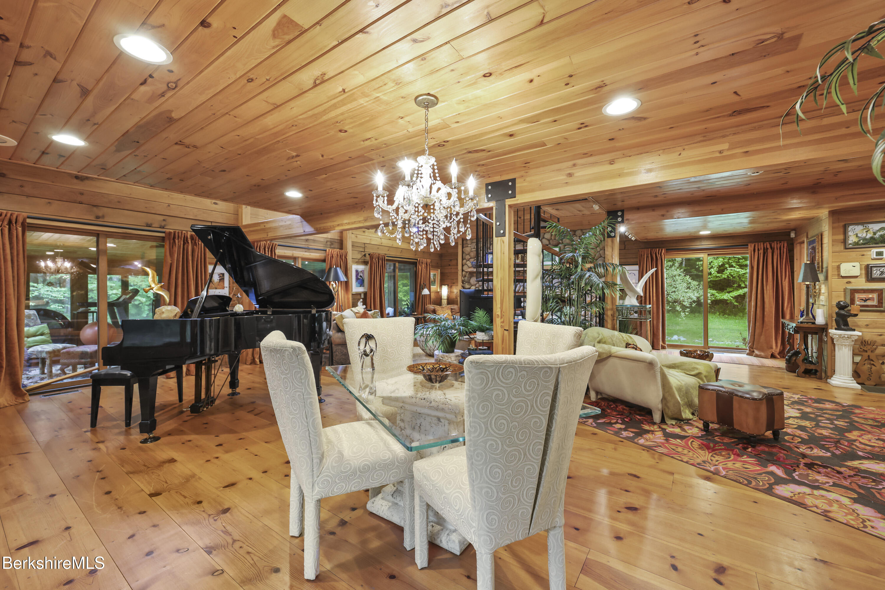 236 Surriner Rd, Becket, Massachusetts image 18