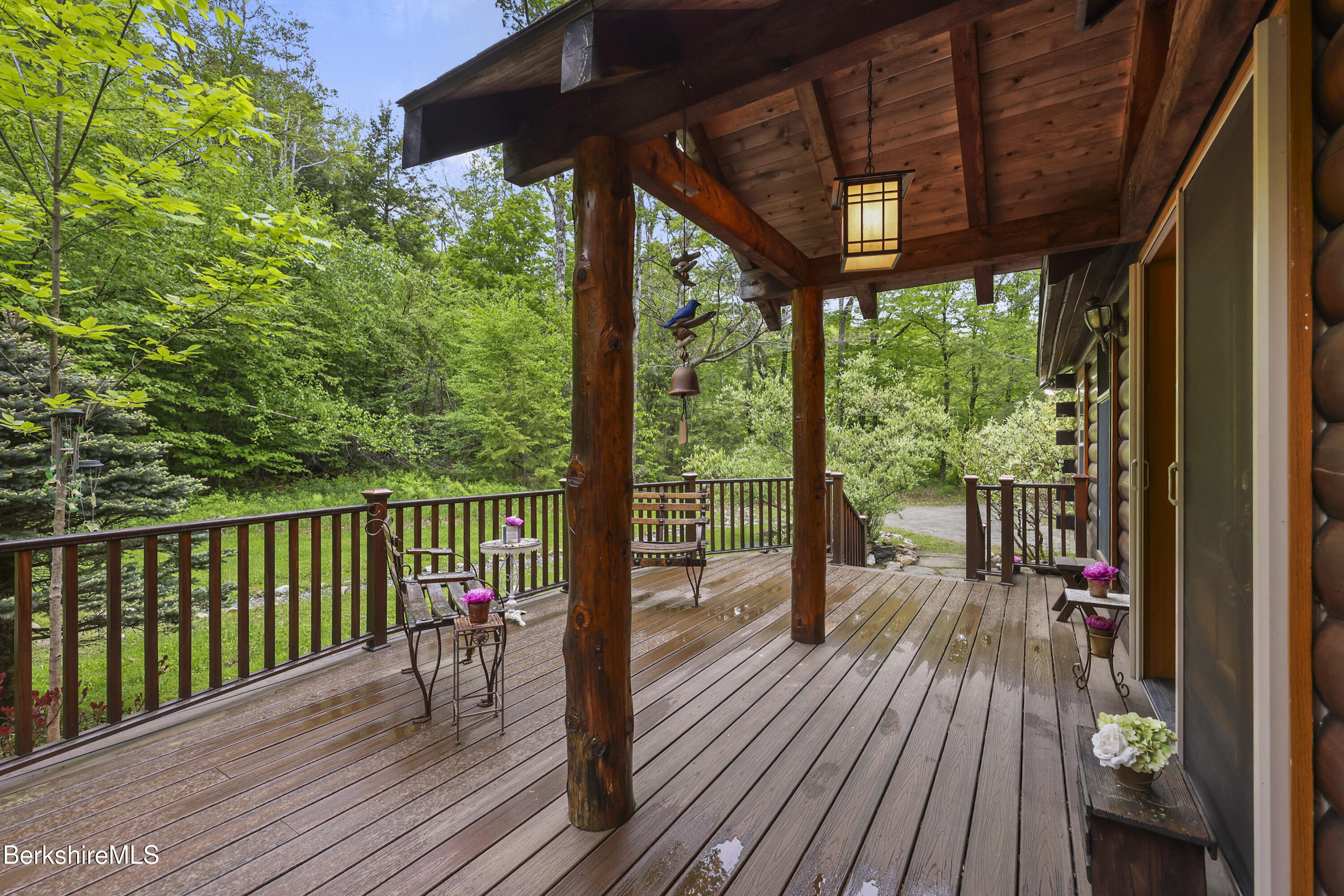 236 Surriner Rd, Becket, Massachusetts image 9