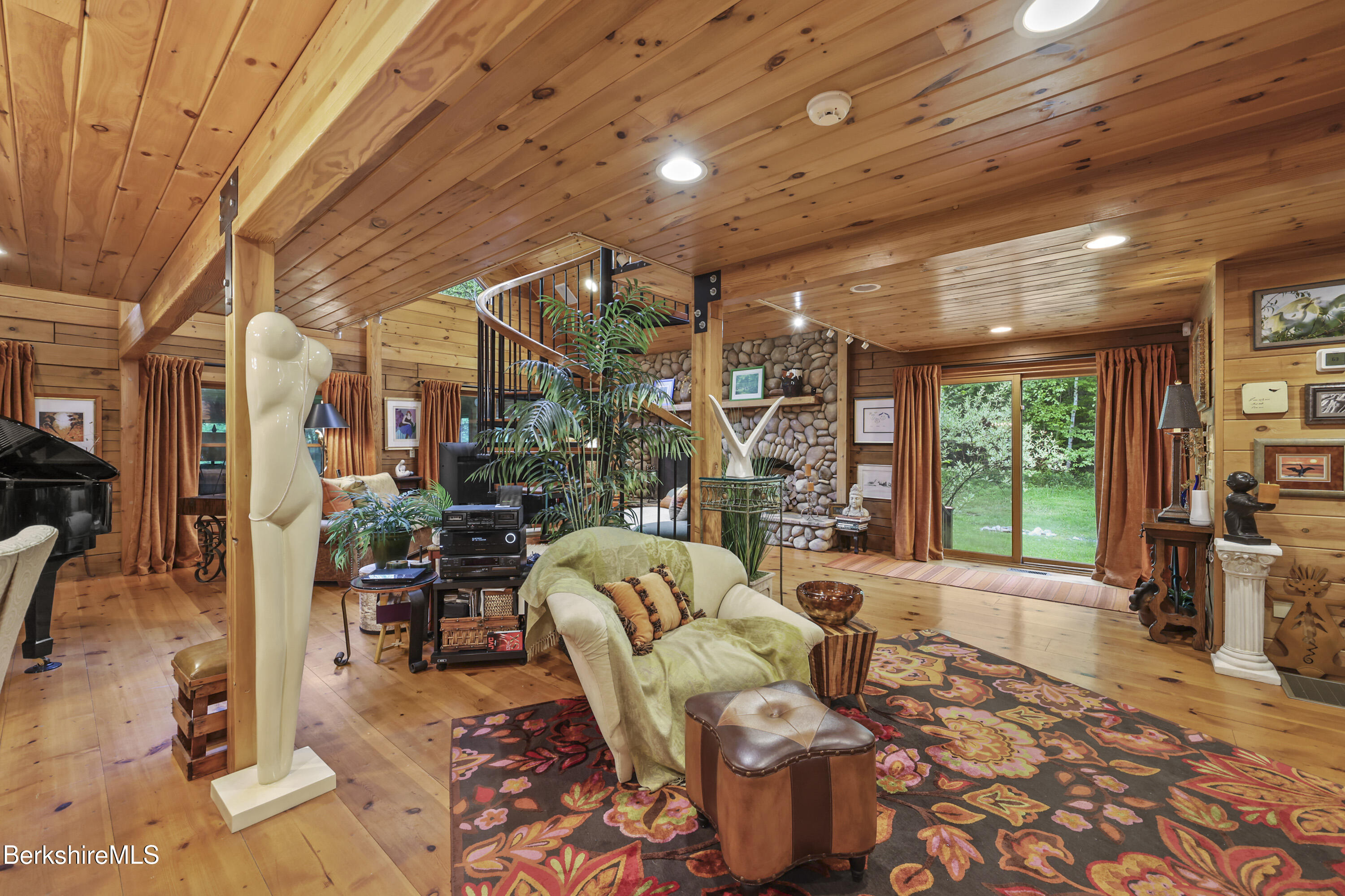 236 Surriner Rd, Becket, Massachusetts image 27