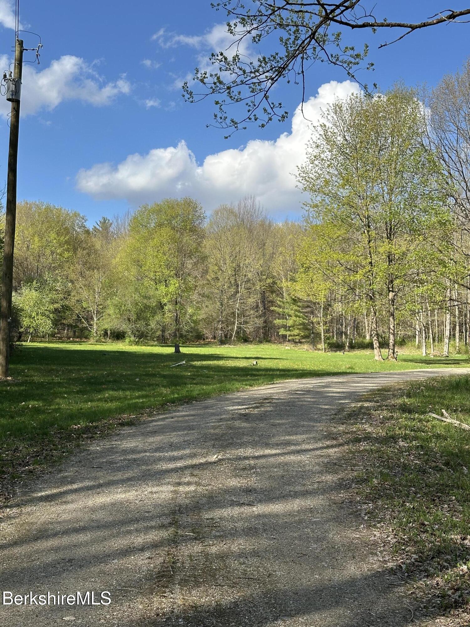 570 Hartsville-new Marlborough Rd, New Marlborough, New Jersey image 13