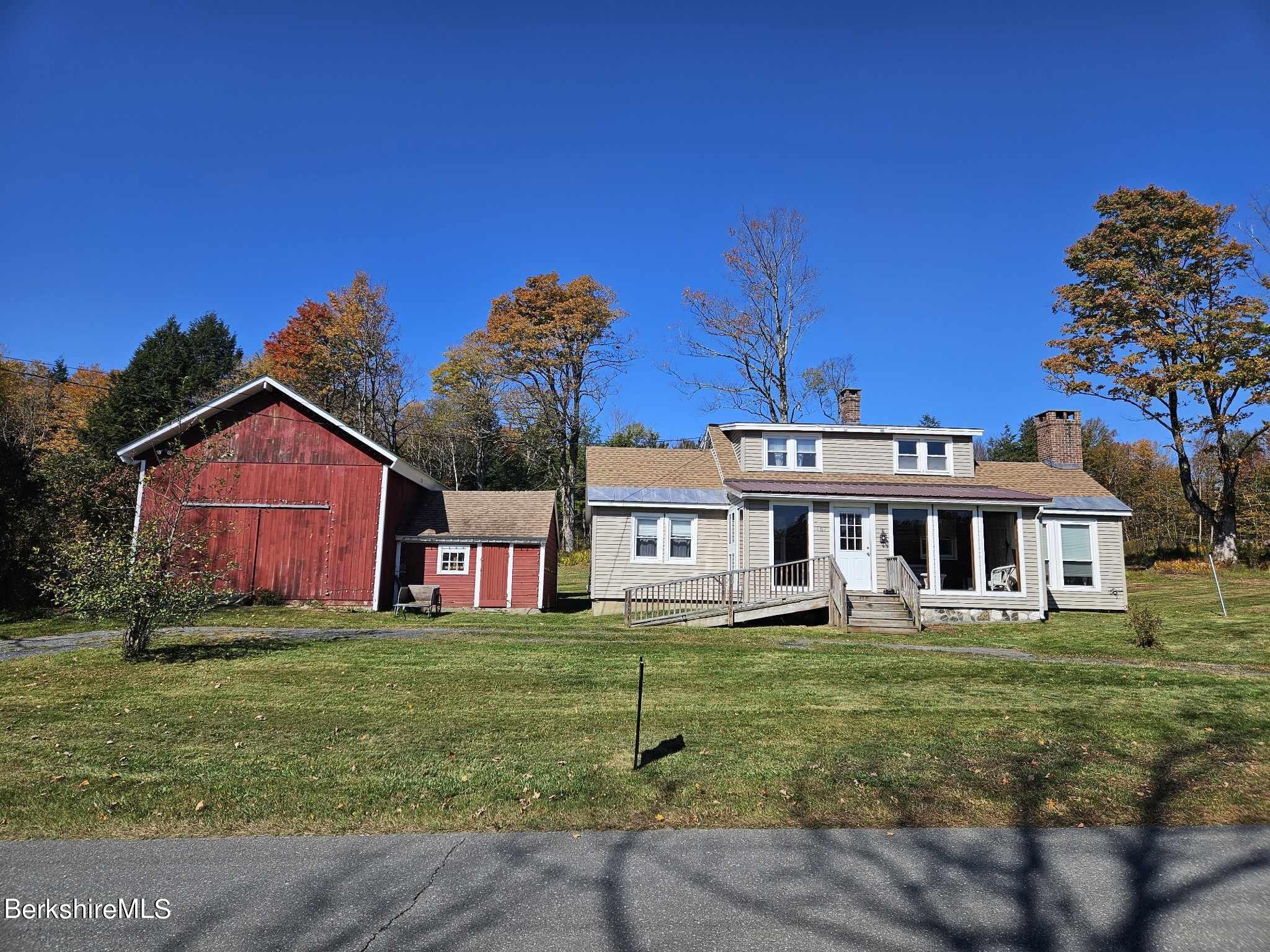 167 Loop Rd, Savoy, Massachusetts image 1