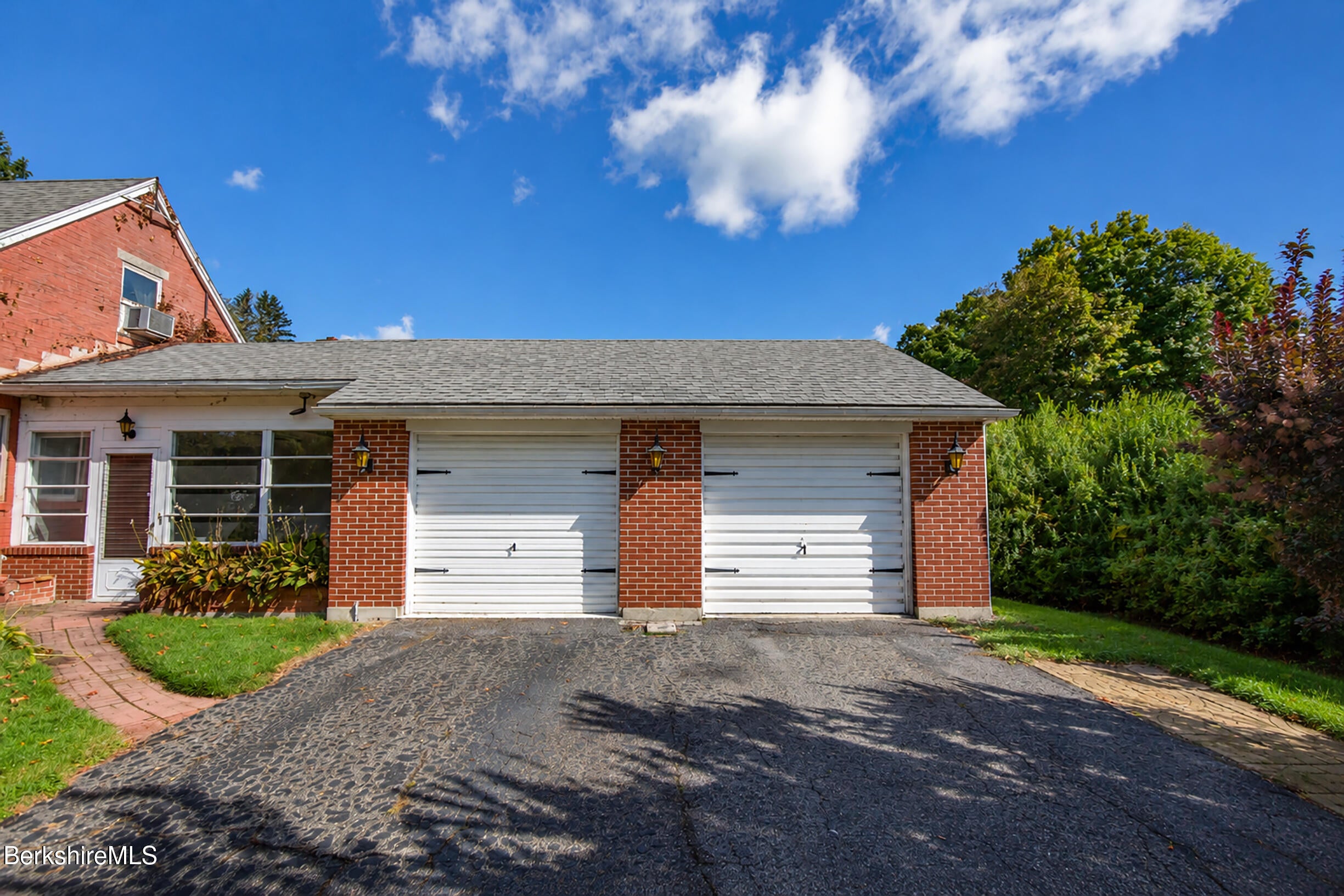 5 Whitman St