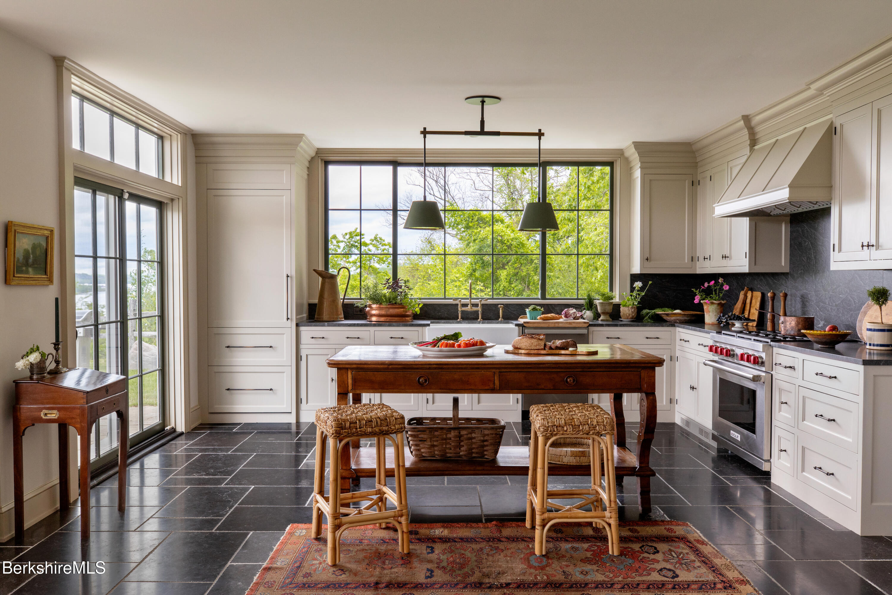 49 Sunset Cir, Germantown, New York image 13