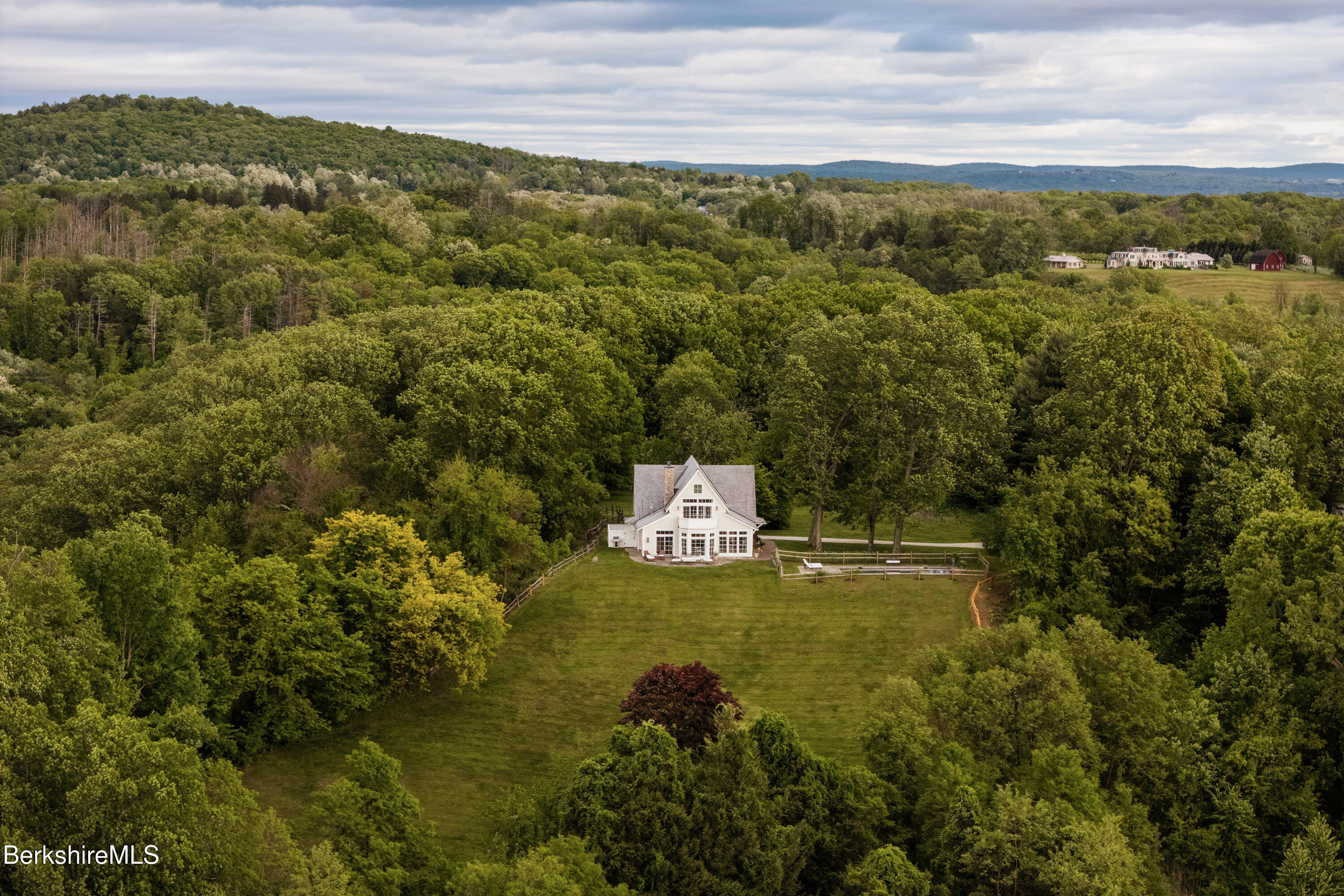 49 Sunset Cir, Germantown, New York image 4
