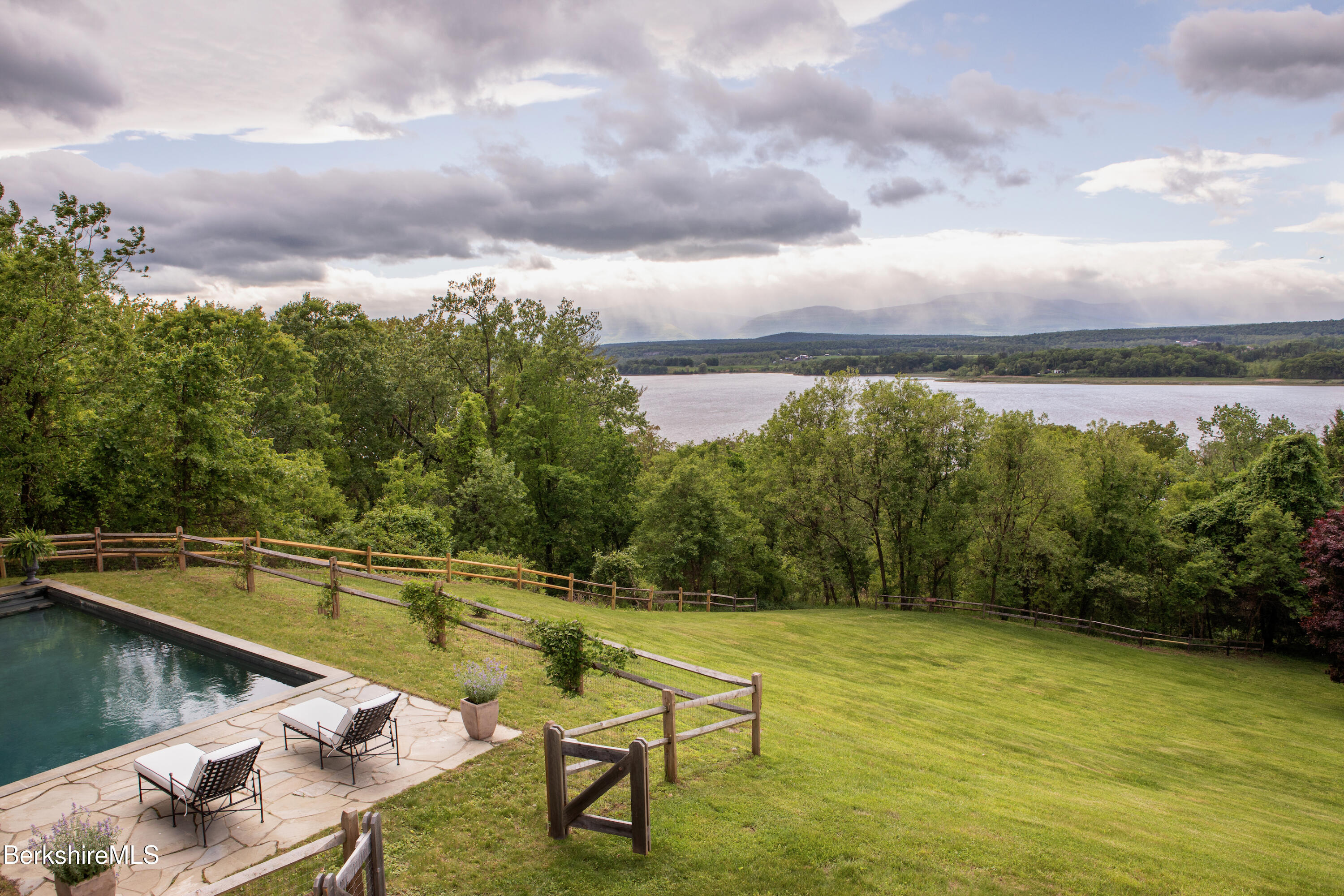 49 Sunset Cir, Germantown, New York image 21