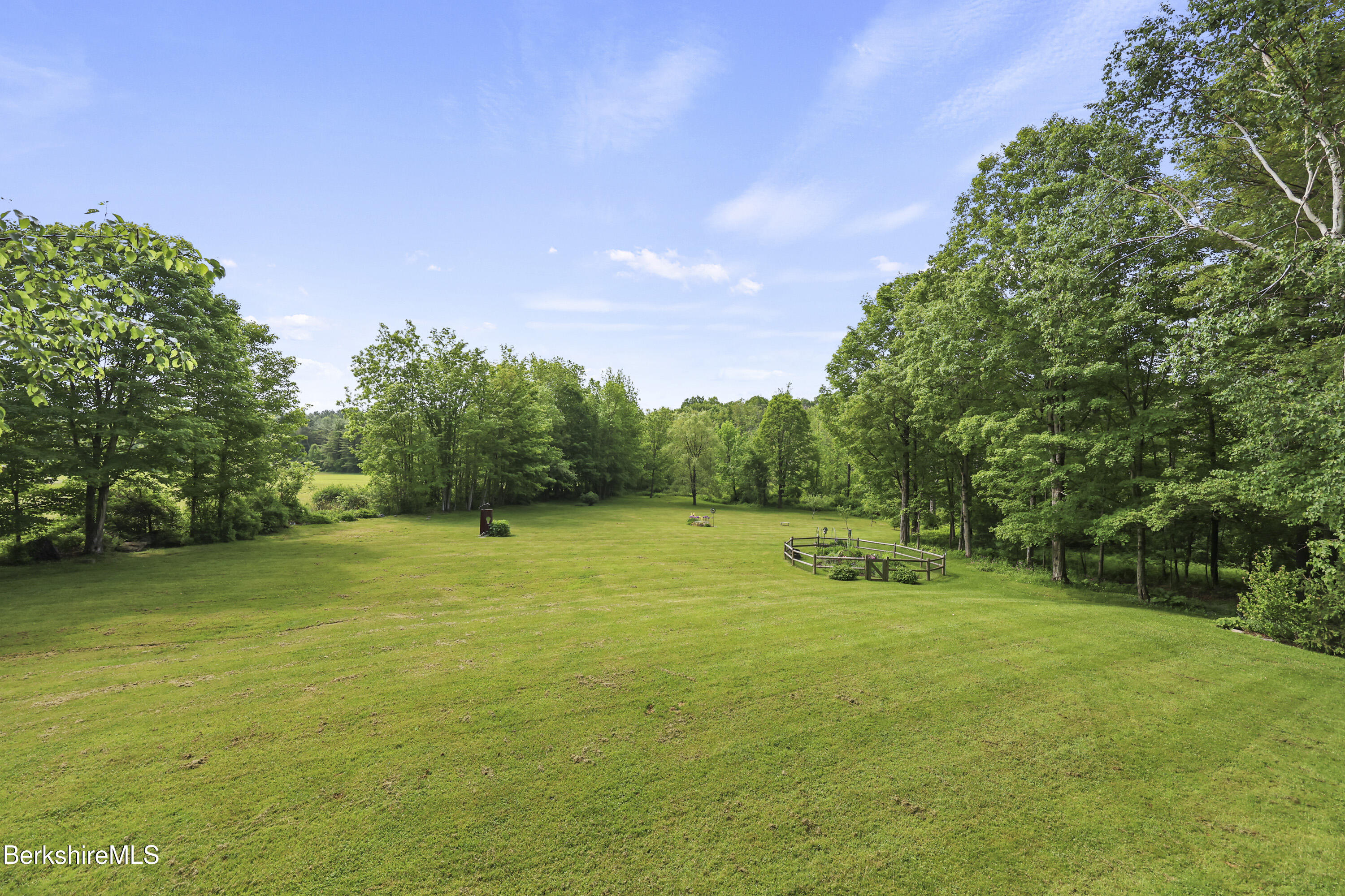 765 Canaan Rd, Richmond, Massachusetts image 20