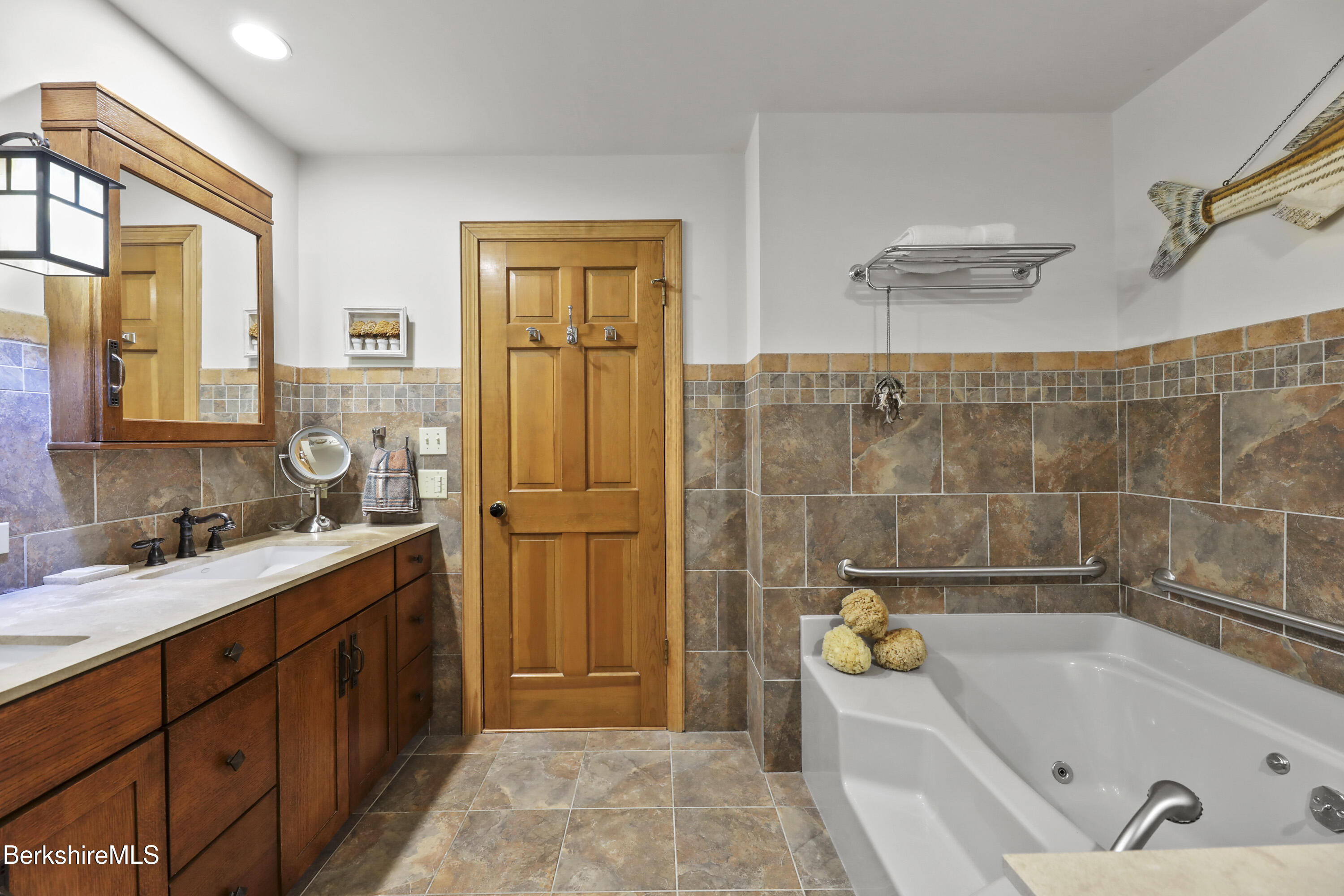 765 Canaan Rd, Richmond, Massachusetts image 30