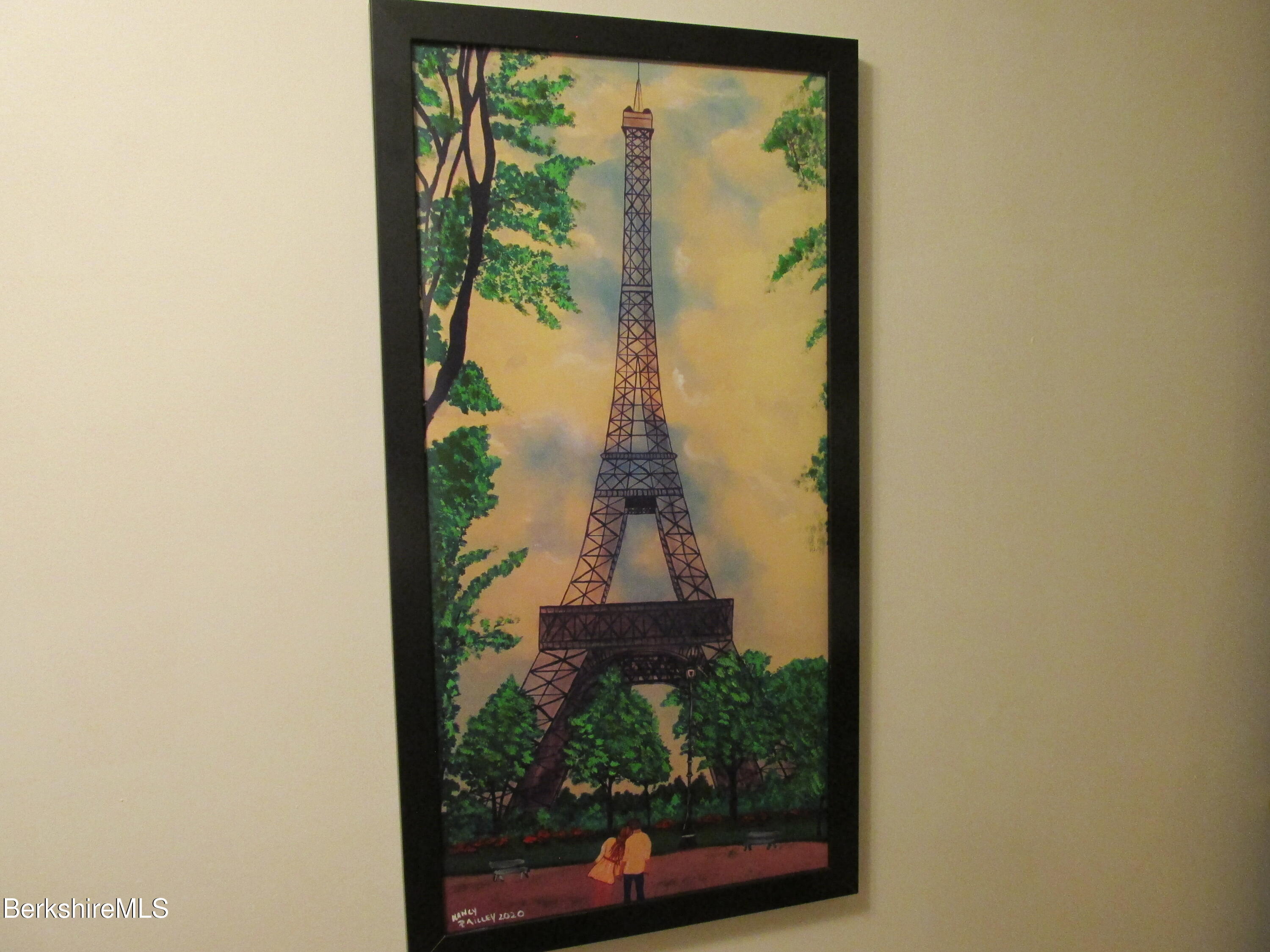 Pittsfield, Massachusetts 01201, United States, 3 Bedrooms Bedrooms, ,3 BathroomsBathrooms,Residential,Active,142530