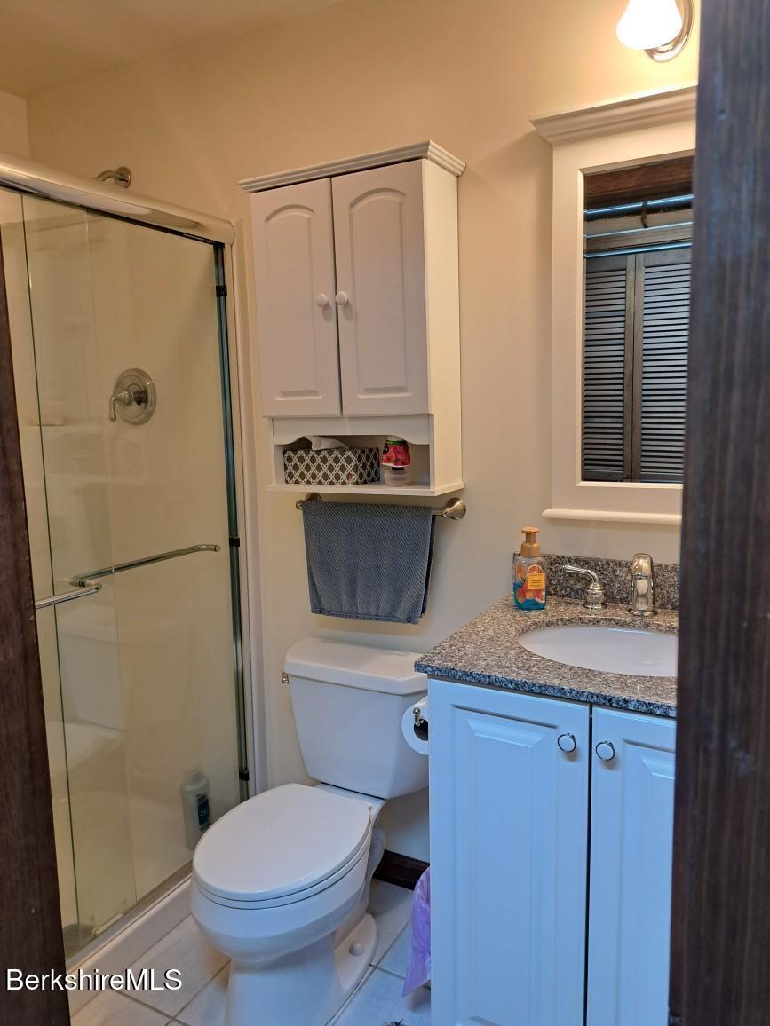 Pittsfield, Massachusetts 01201, United States, 3 Bedrooms Bedrooms, ,3 BathroomsBathrooms,Residential,Active,142530